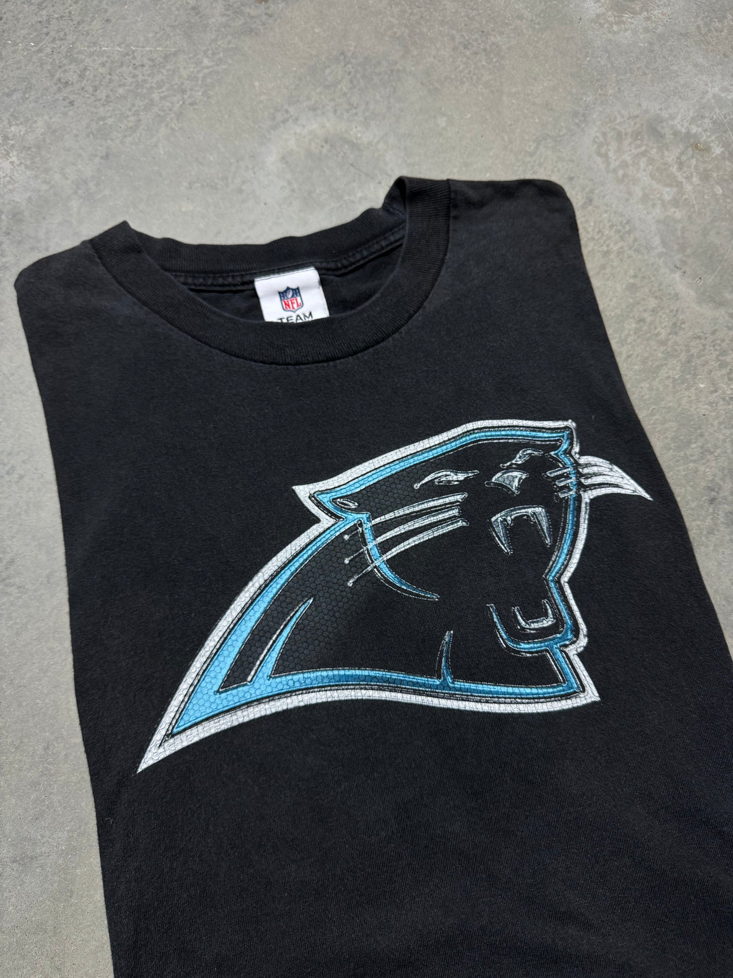 00’s Carolina Panthers Vintage Black Plain Logo Chrome NFL Tee (XL)