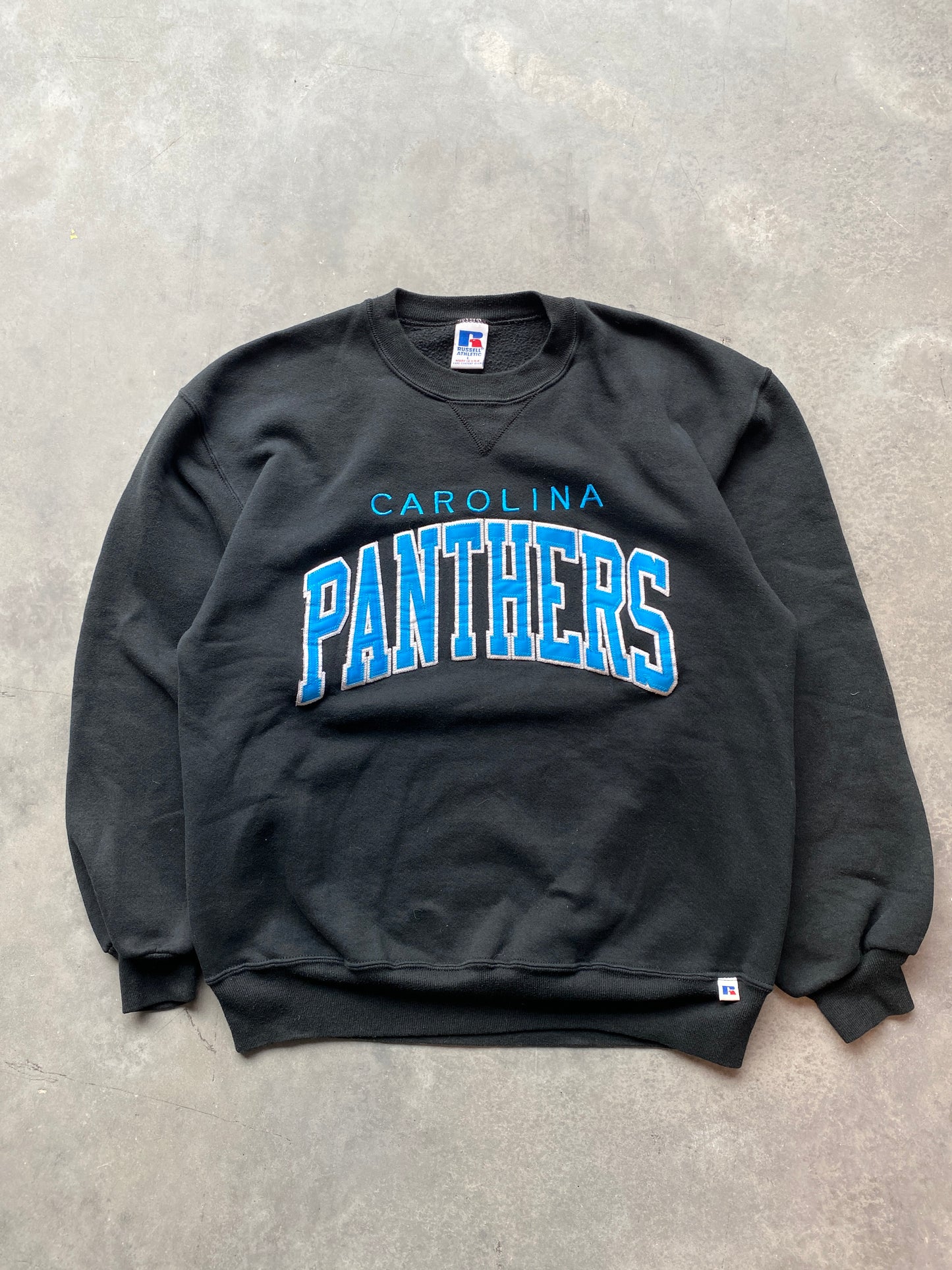 90’s Carolina Panthers Vintage Embroidered Russell Athletic NFL Crewneck (Large)