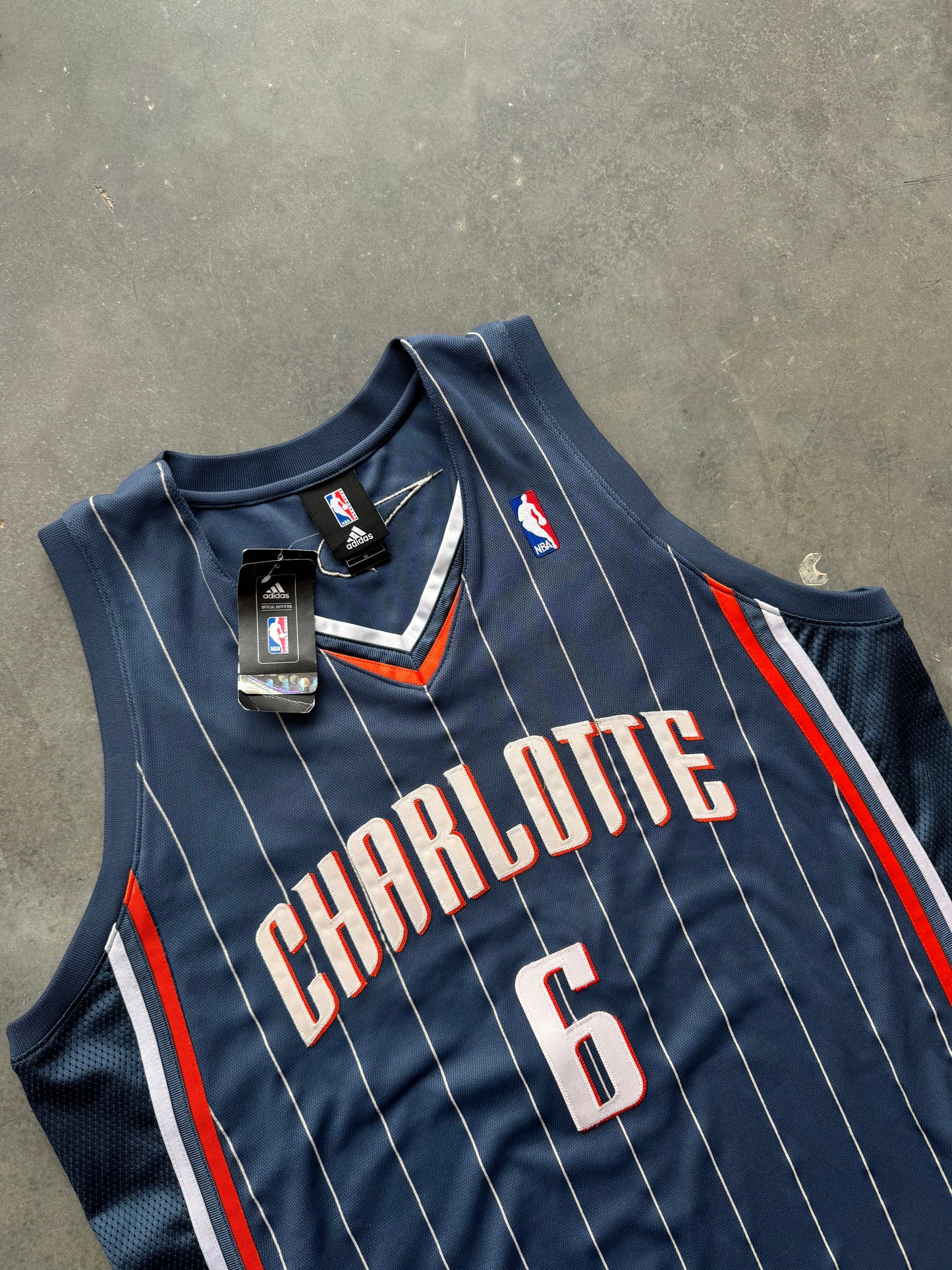 2009/2010 Charlotte Bobcats Tyson Chandler Vintage Adidas Authentic Fully Stitched NBA Jersey - Deadstock & Signed (48/XL)