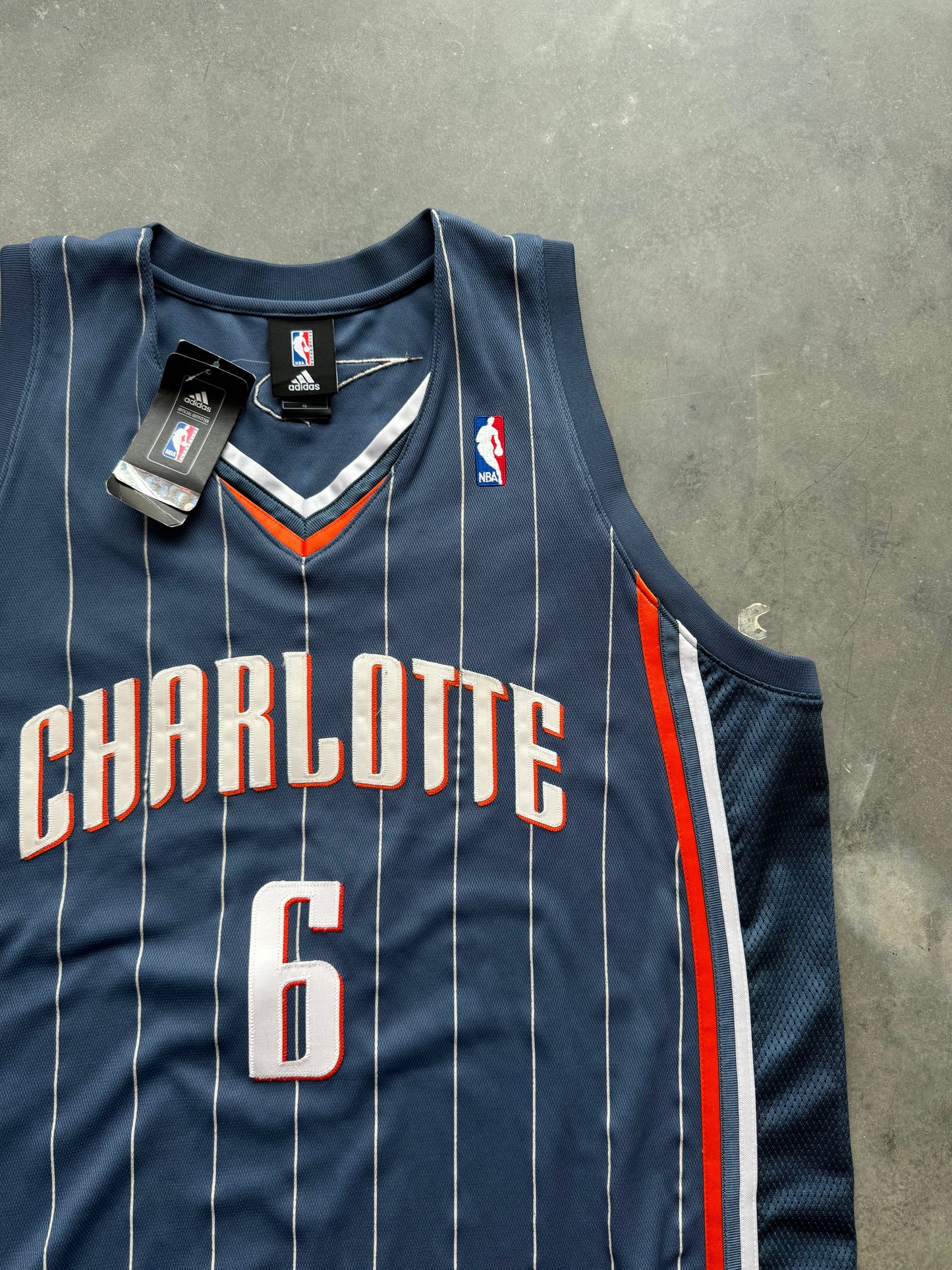 2009/2010 Charlotte Bobcats Tyson Chandler Vintage Adidas Authentic Fully Stitched NBA Jersey - Deadstock & Signed (48/XL)