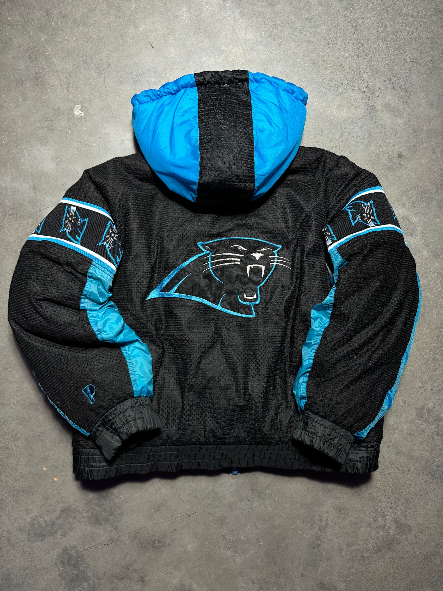 90’s Carolina Panthers Vintage Reversible Pro Player Repeat Logo NFL Puffer Jacket (Large)
