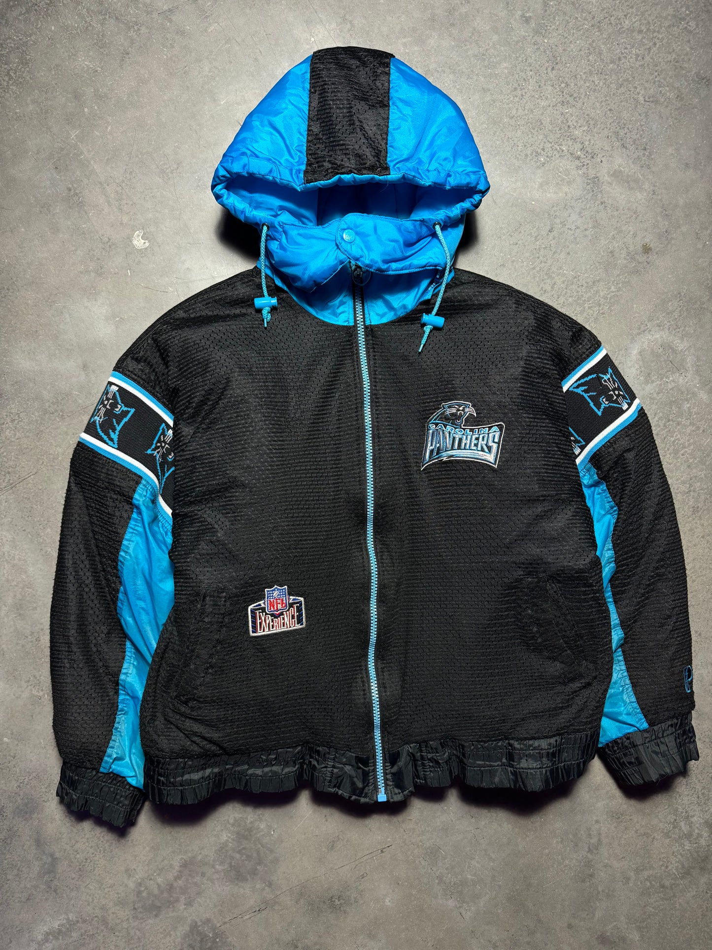 90’s Carolina Panthers Vintage Reversible Pro Player Repeat Logo NFL Puffer Jacket (Large)