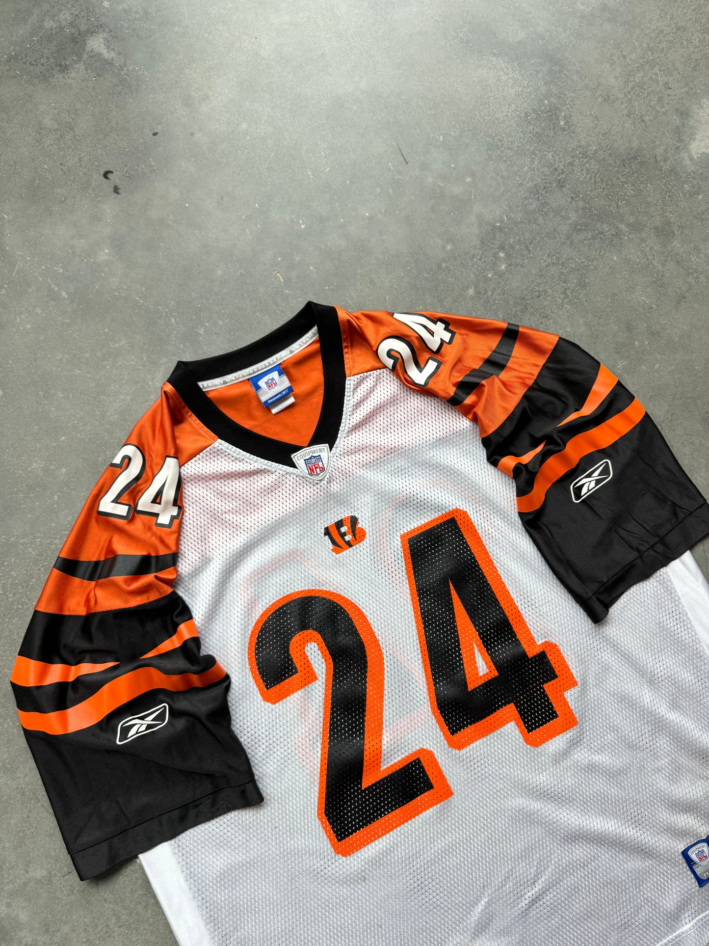 00’s Cincinnati Bengals Deltha O’Neal Vintage White Reebok NFL Jersey (XXL)