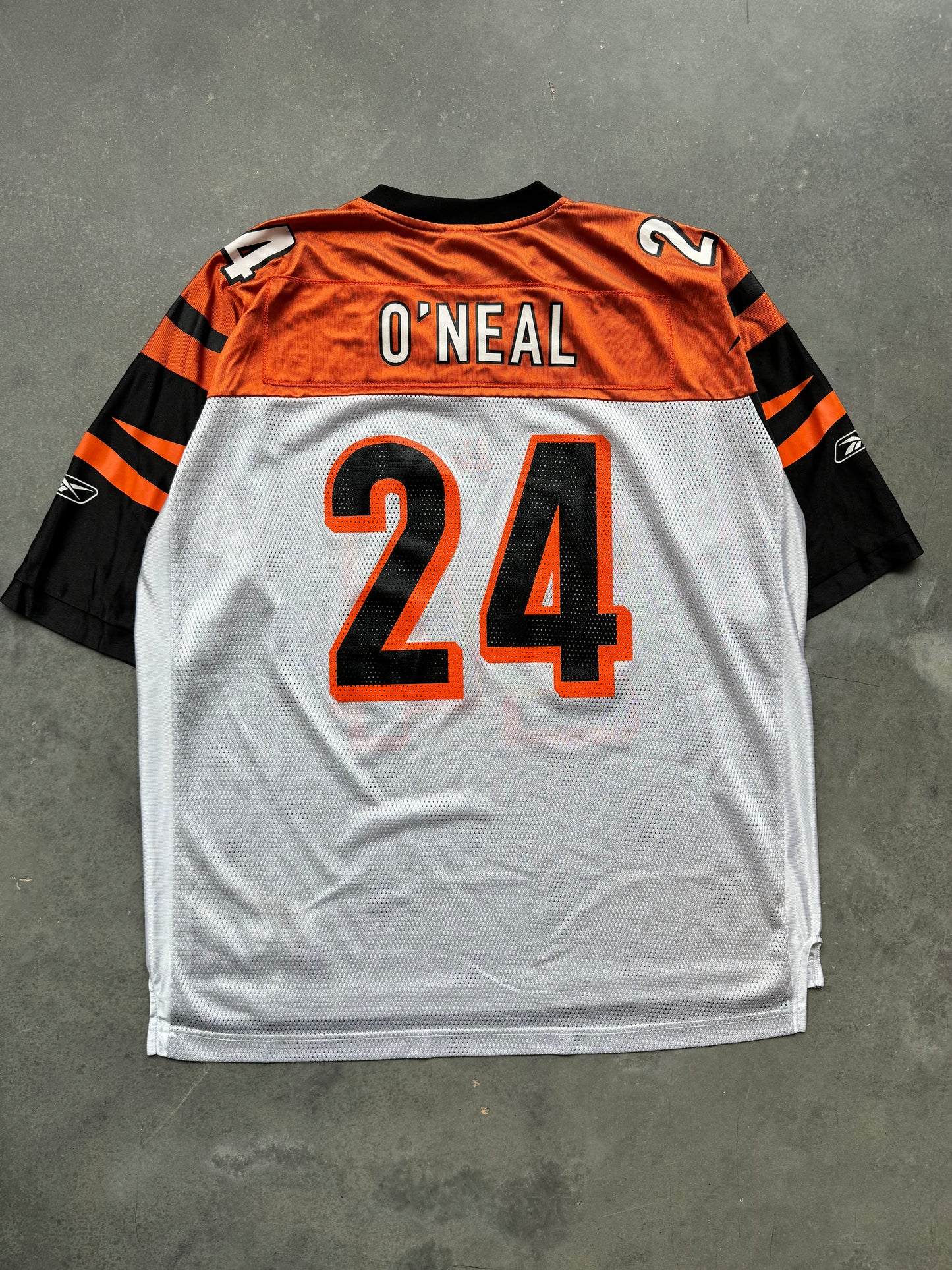 00’s Cincinnati Bengals Deltha O’Neal Vintage White Reebok NFL Jersey (XXL)