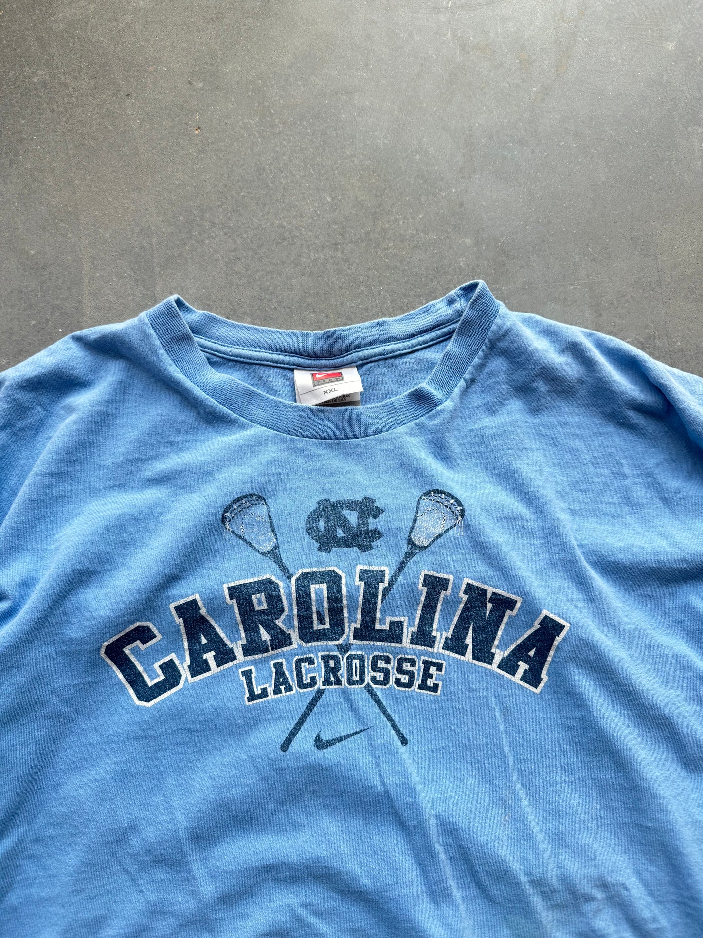 00’s UNC North Carolina Tarheels Lacrosse Vintage Nike Mini Swoosh Tee (XXL)