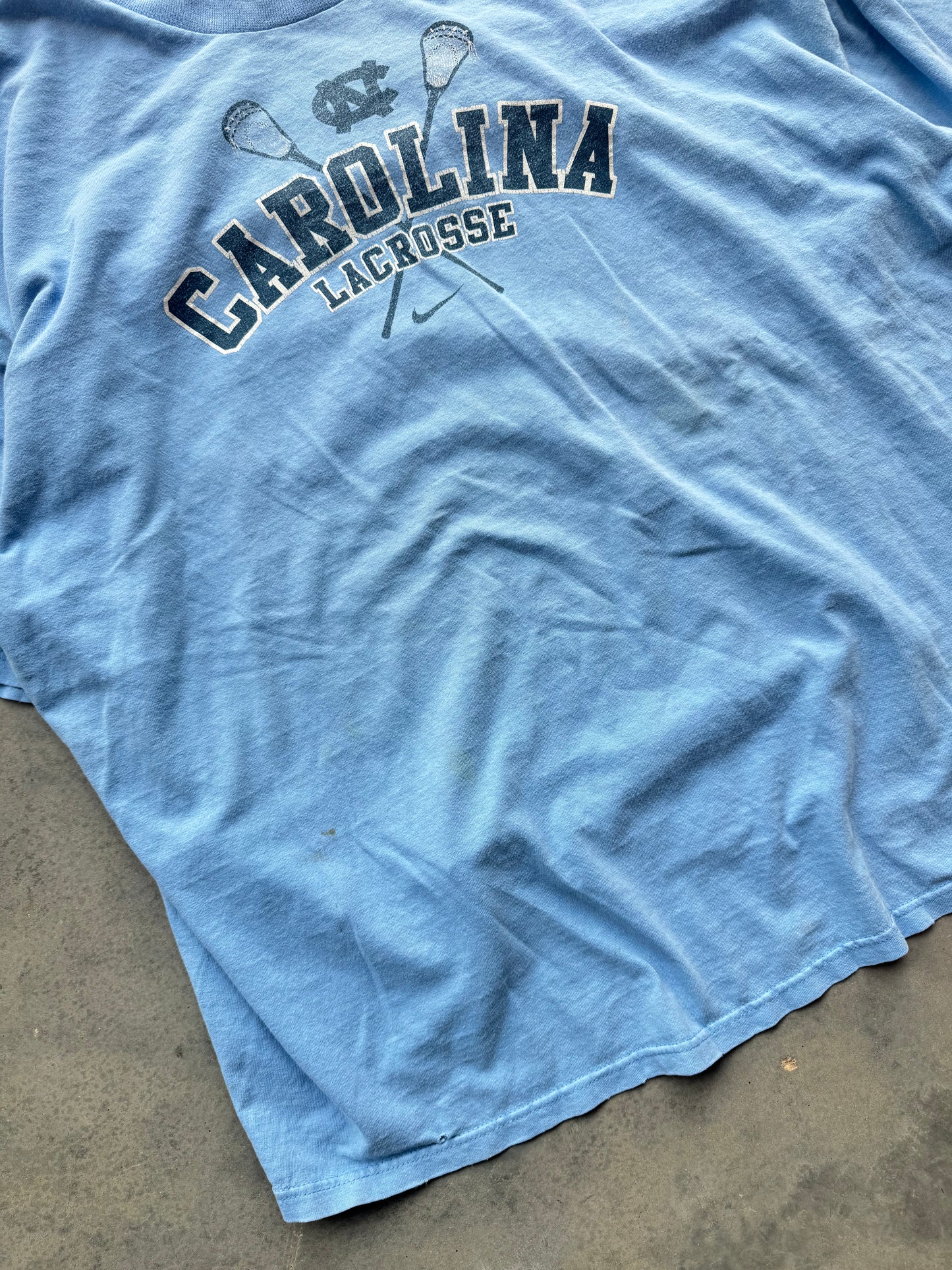 00’s UNC North Carolina Tarheels Lacrosse Vintage Nike Mini Swoosh Tee (XXL)