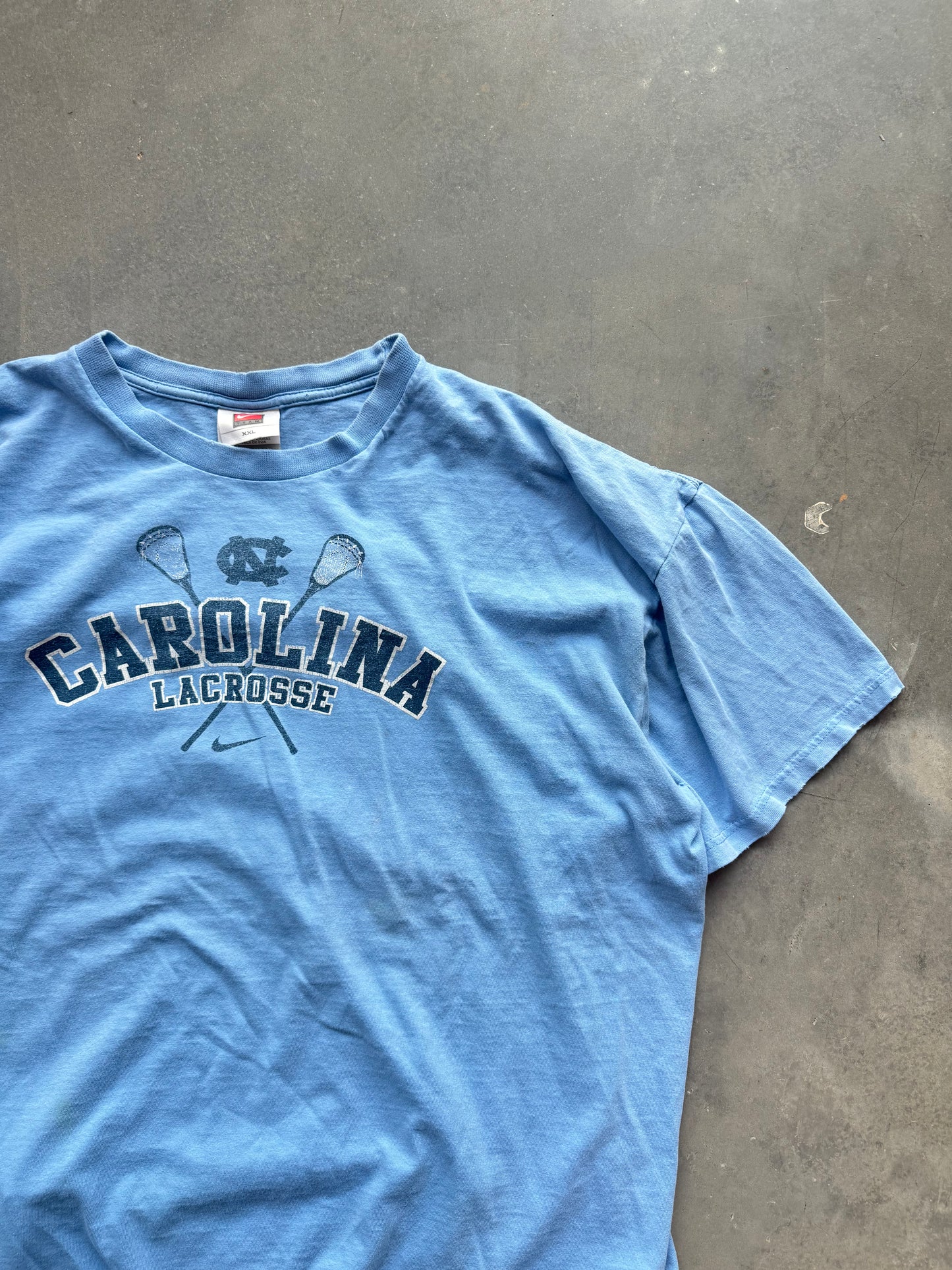 00’s UNC North Carolina Tarheels Lacrosse Vintage Nike Mini Swoosh Tee (XXL)