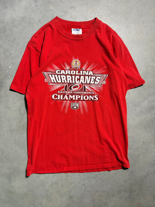 2002 Carolina Hurricanes Eastern Conference Champions Vintage Red NHL Hockey Playoffs Tee (Medium)