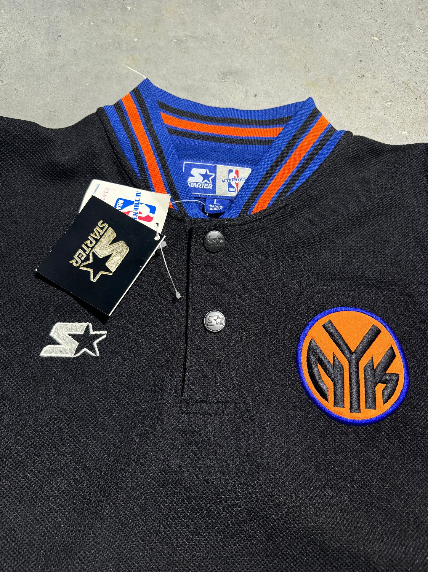 1997/98 New York Knicks Vintage Starter Heavyweight Button Snap Pullover NBA Shooting Warm Up Shirt - Deadstock (48/Large)