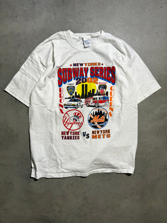 2002 New York Yankees vs. New York Mets Subway Series 9/11 NYPD FDNY Memorial Vintage MLB Match Up Tee (XL)
