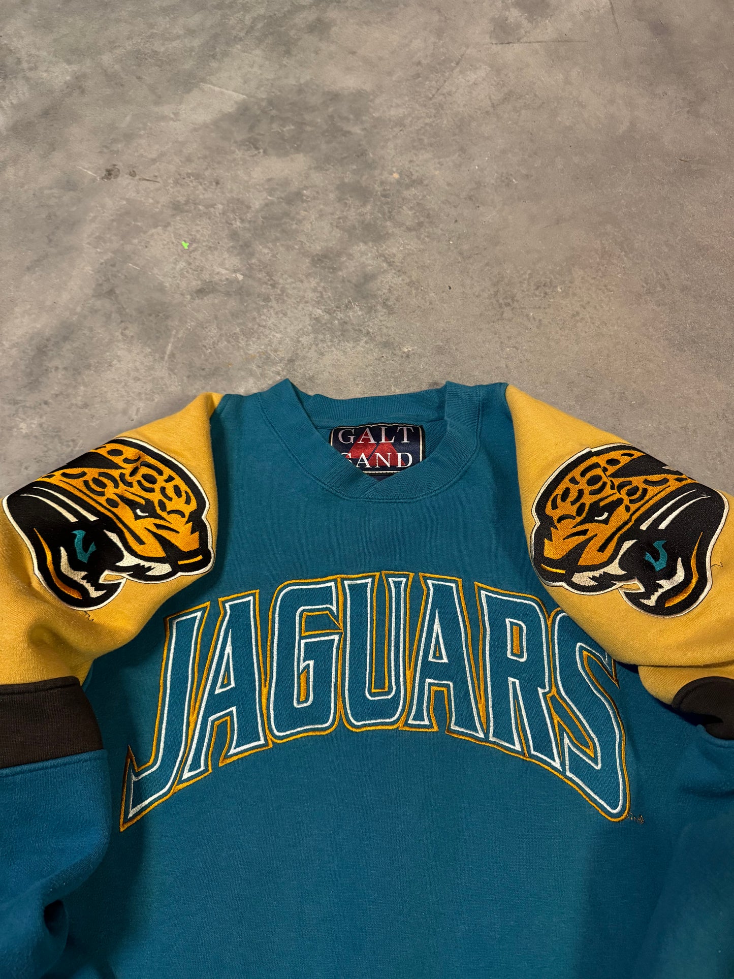 90’s Jacksonville Jaguars Vintage Heavyweight NFL Big Logo Embroidered Crewneck (Large)