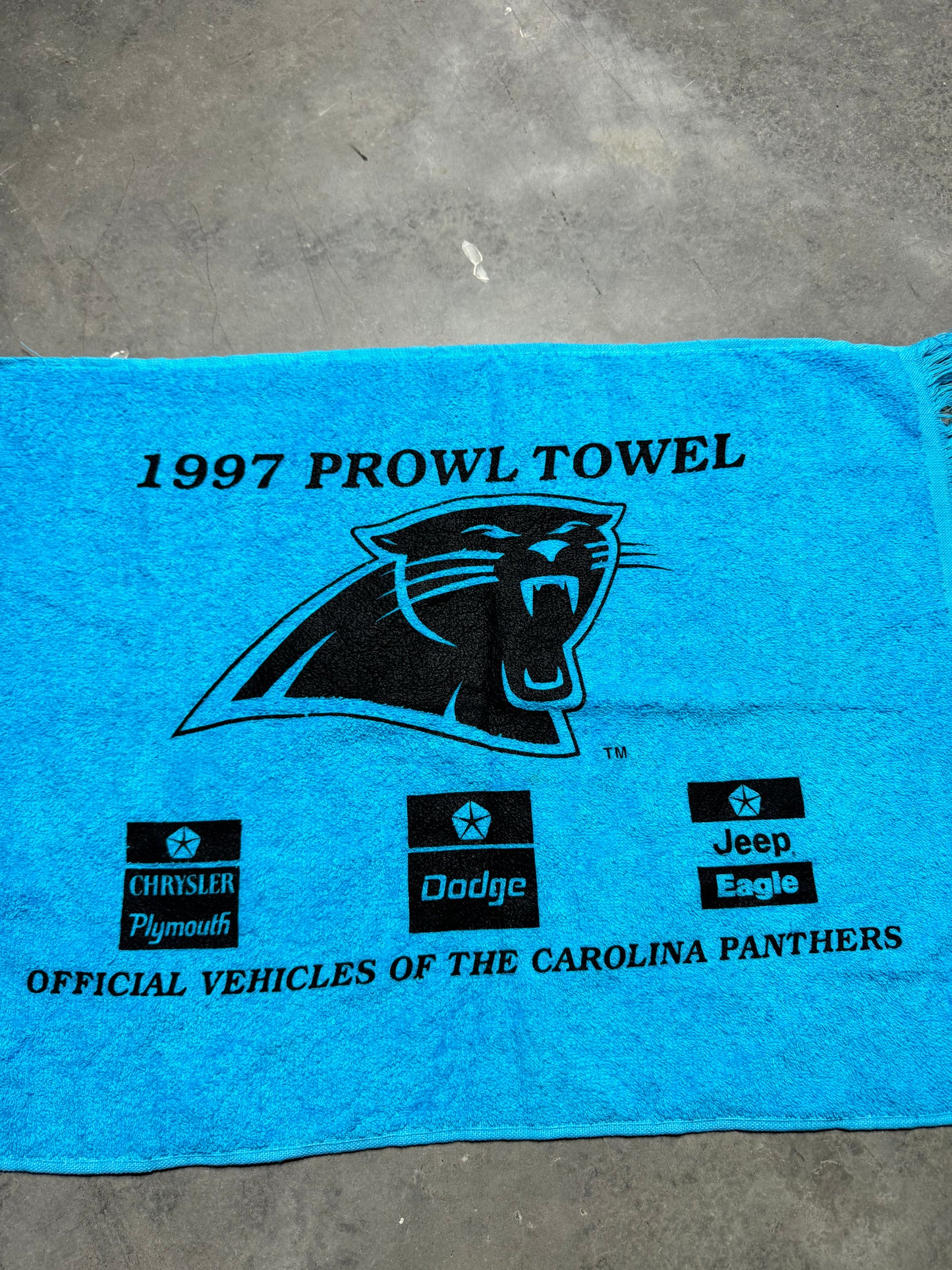 1997 Carolina Panthers Vintage Fan Cotton Display Prowl Towel