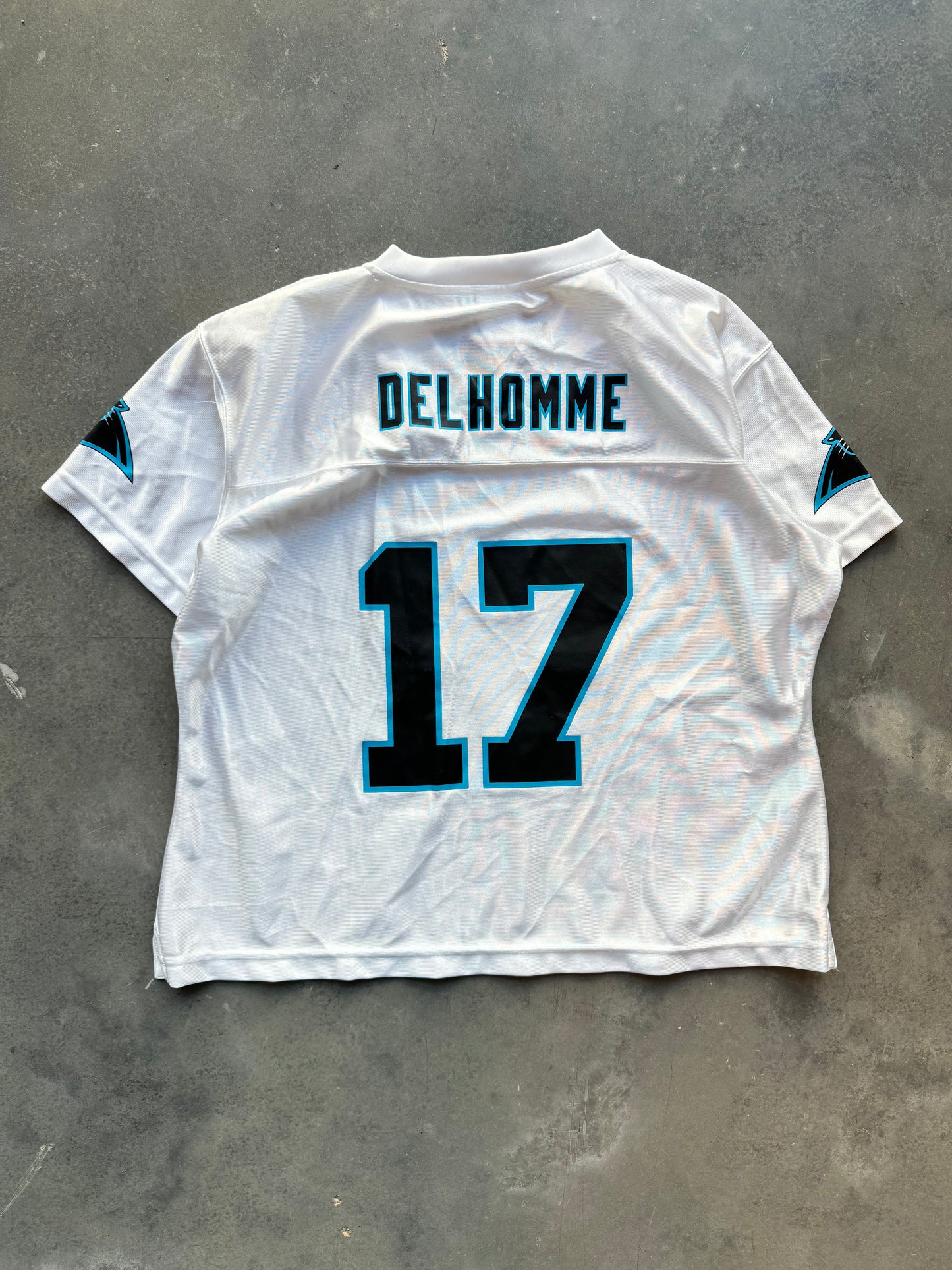 00’s Carolina Panthers Jake Delhomme Vintage Women’s White NFL Jersey (Women’s XL)