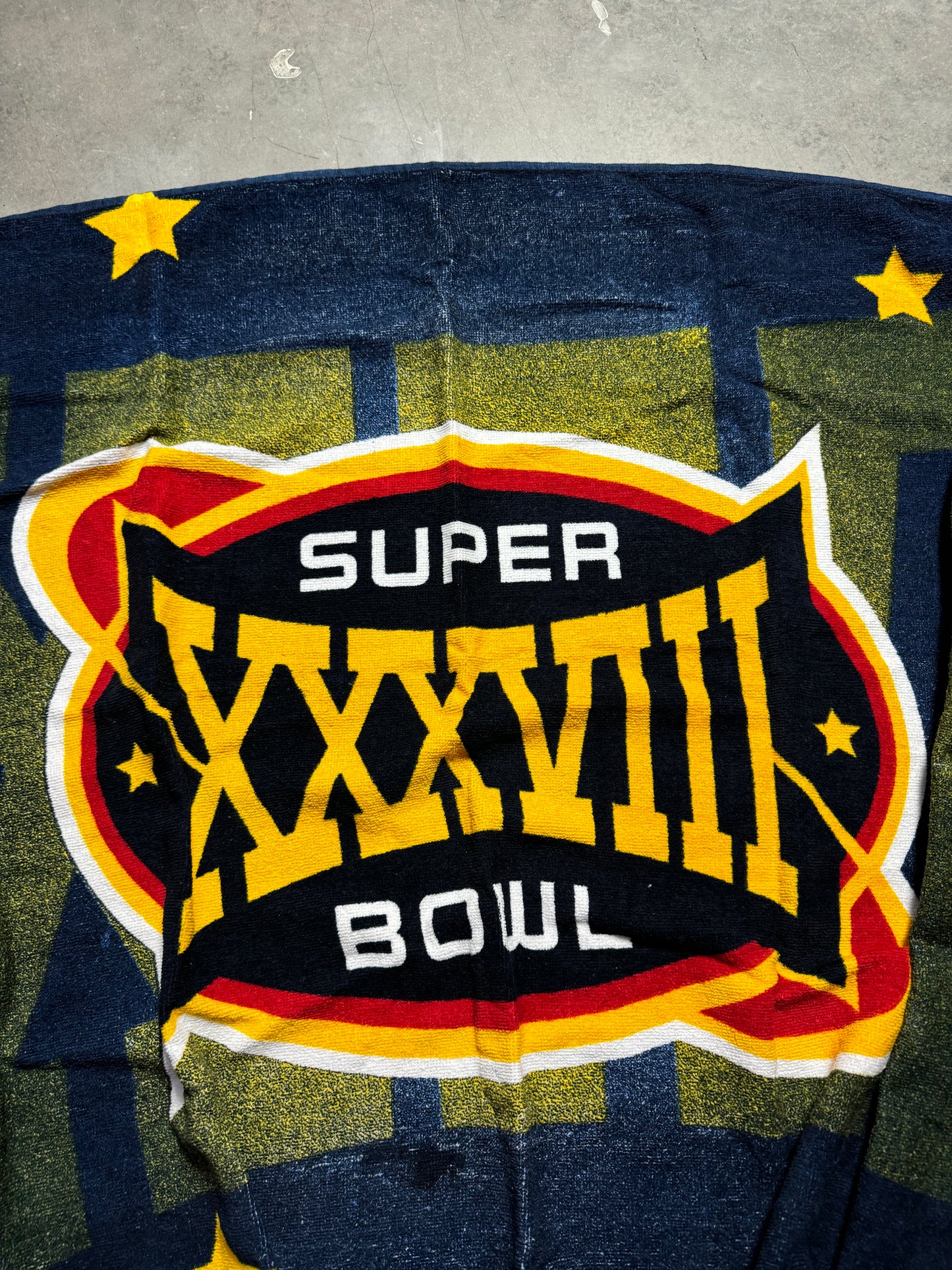 2004 Carolina Panthers vs. New England Patriots Super Bowl XXXVIII Vintage NFL Beach Towel - Brand New