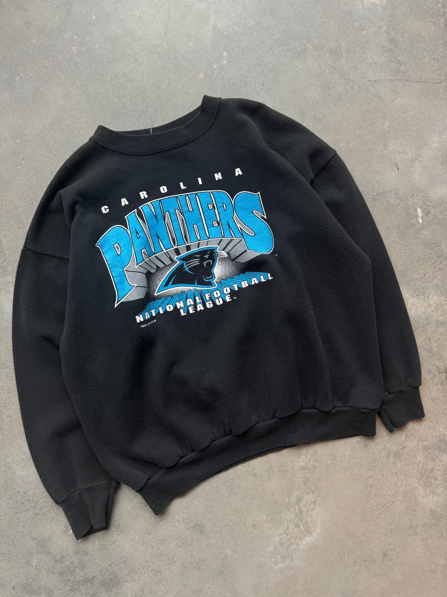 1993 Carolina Panthers Vintage Block Letter Spellout Burst Graphic NFL Crewneck (XL)