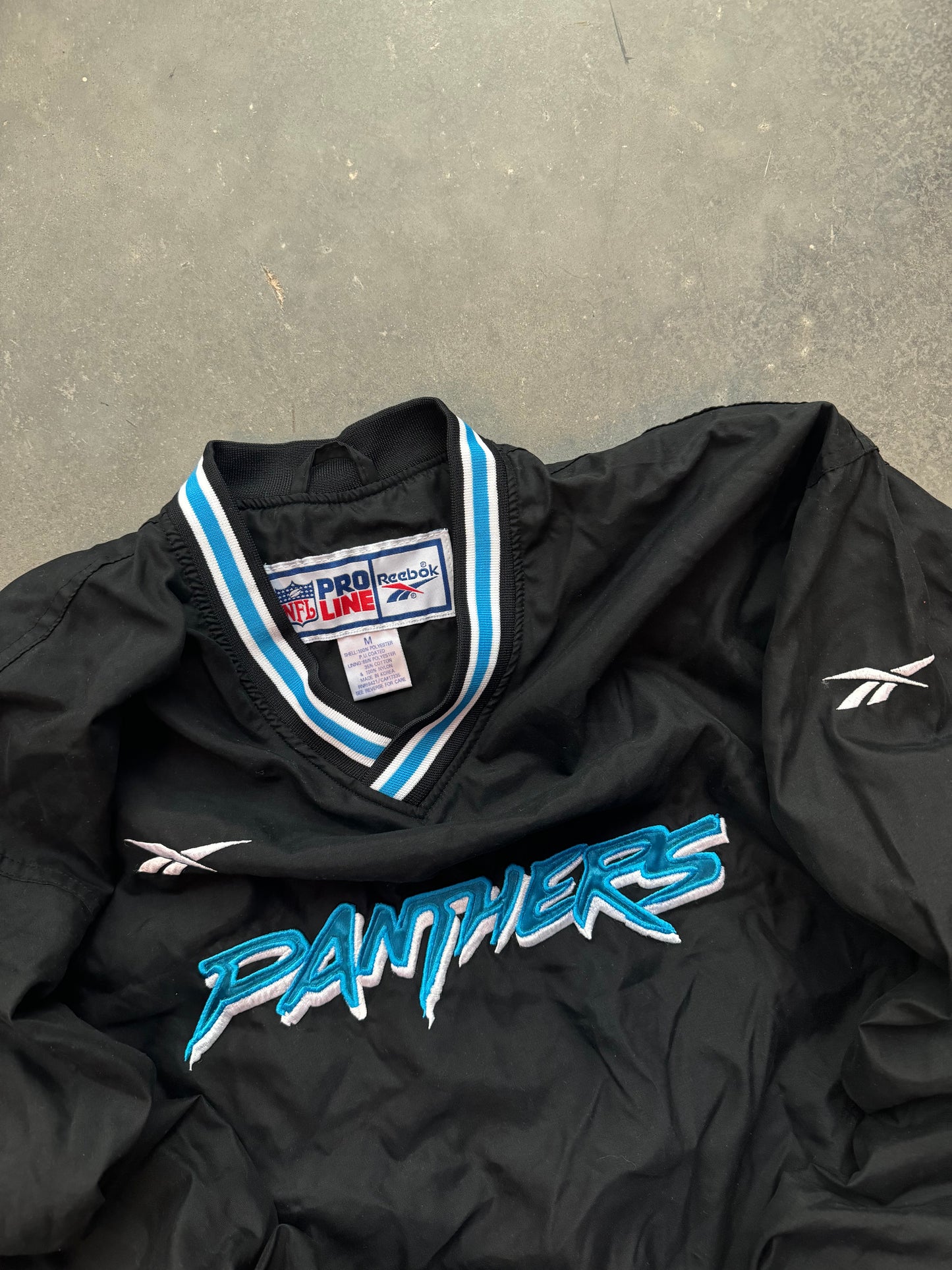 1995 Carolina Panthers Vintage Inaugural Season Cat Scratch Font Reebok NFL Pullover (Medium)