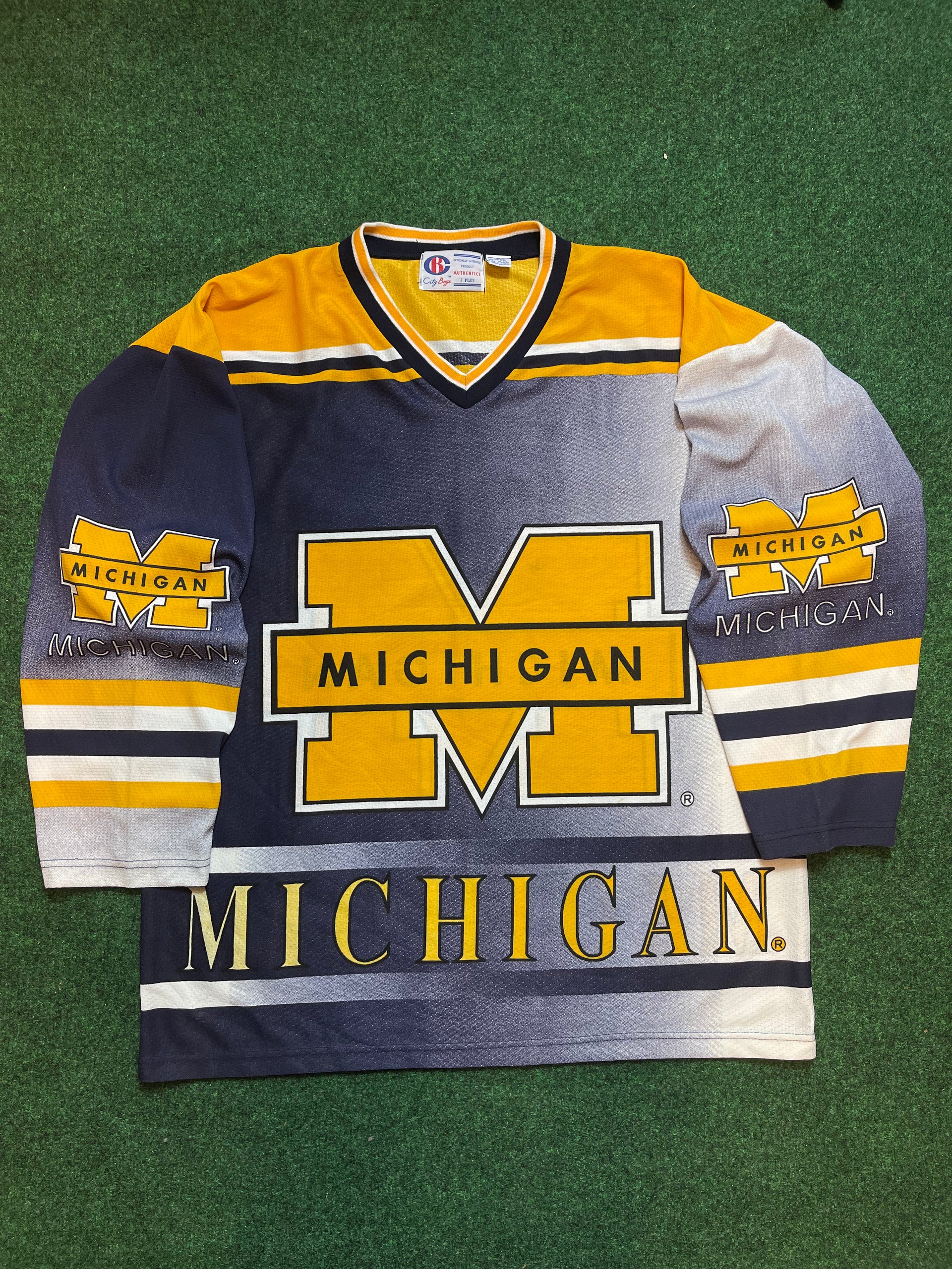 Vtg hotsell 90s Michigan Wolverines #34 Jersey