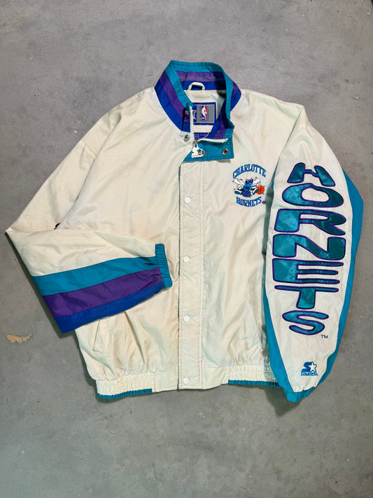 90’s Charlotte Hornets Vintage White Starter Huge Spellout NBA Colorblocked Windbreaker Jacket (Medium)