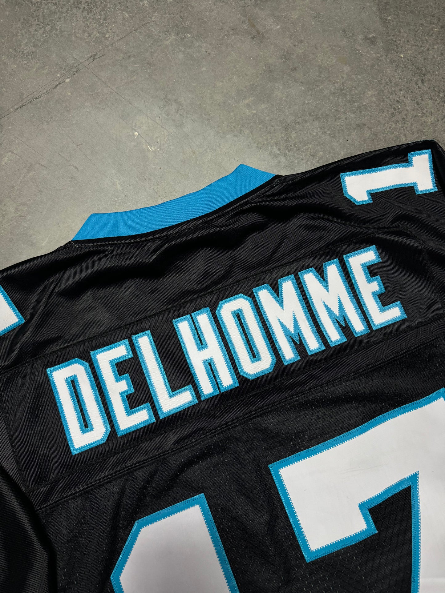 00’s Carolina Panthers Jake Delhomme Vintage Black Reebok Stitched Swingman NFL Jersey (XXL)