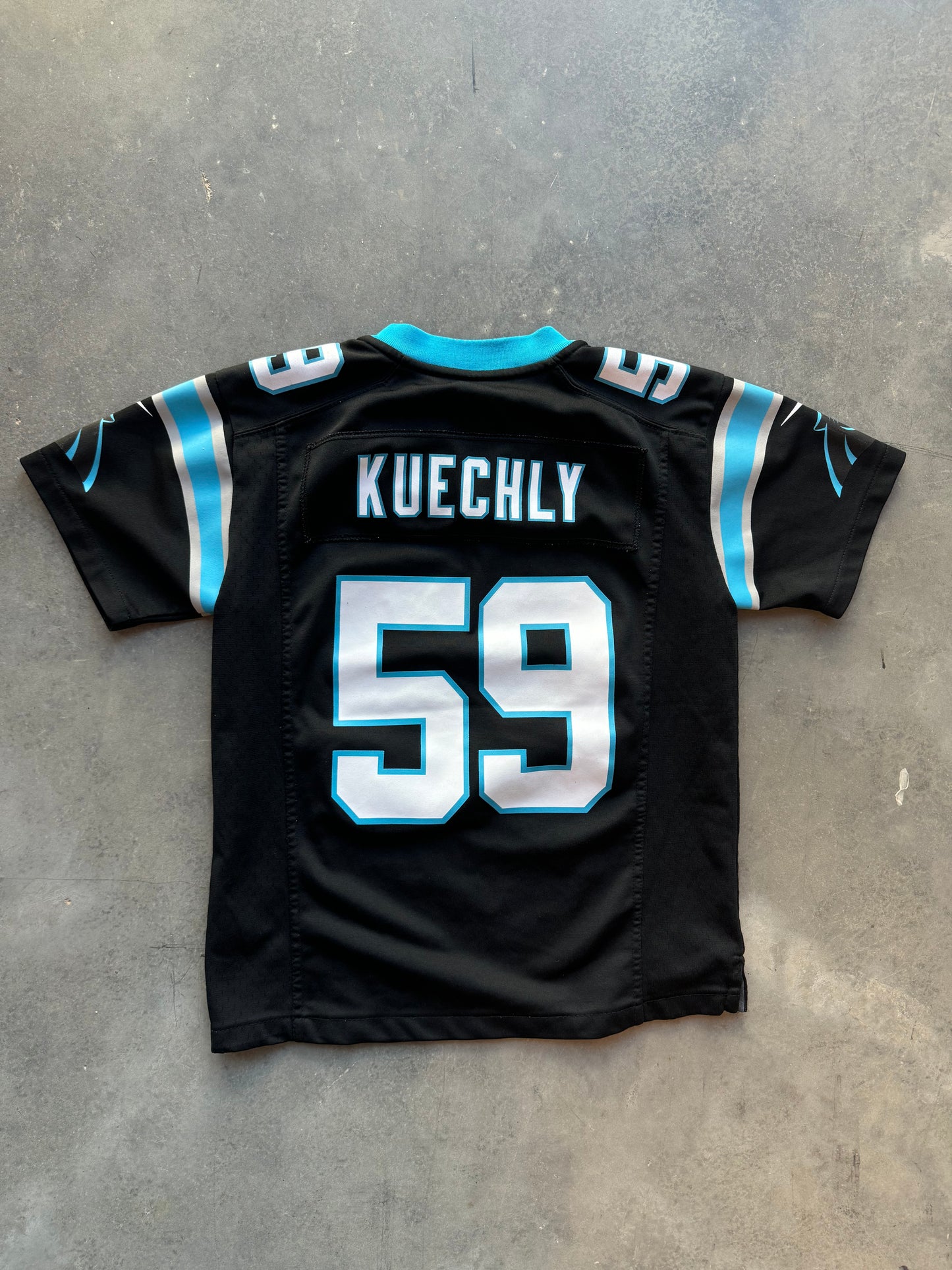 2016 Carolina Panthers Luke Kuechly Black Nike NFL Jersey (Youth Small)