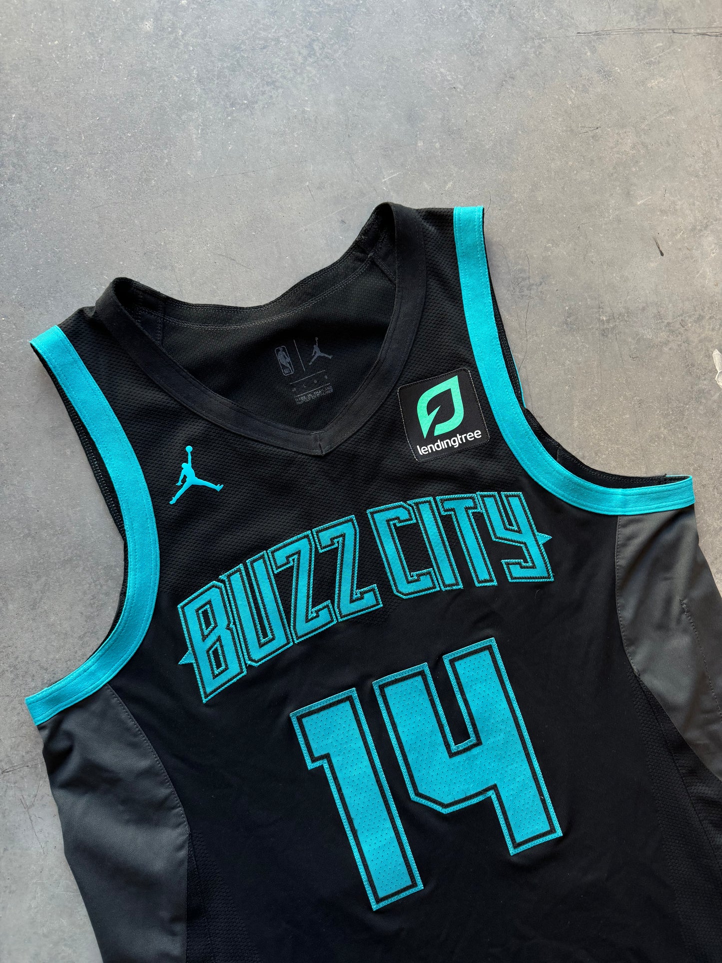 2018/2019 Charlotte Hornets Michael Kidd-Gilchrist Team Issued Pro Cut Jordan Brand Buzz City City of Flight Alternate NBA Jersey (46/Large)