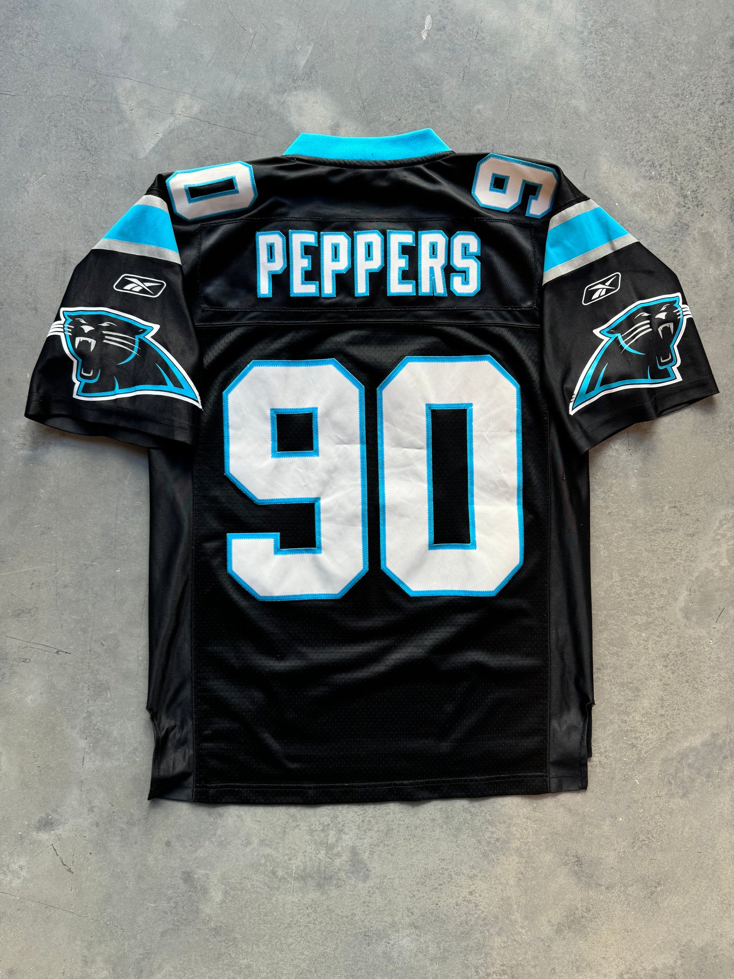 00’s Carolina Panthers Julius Peppers Vintage Black Reebok Swingman NFL Stitched Jersey (Medium)