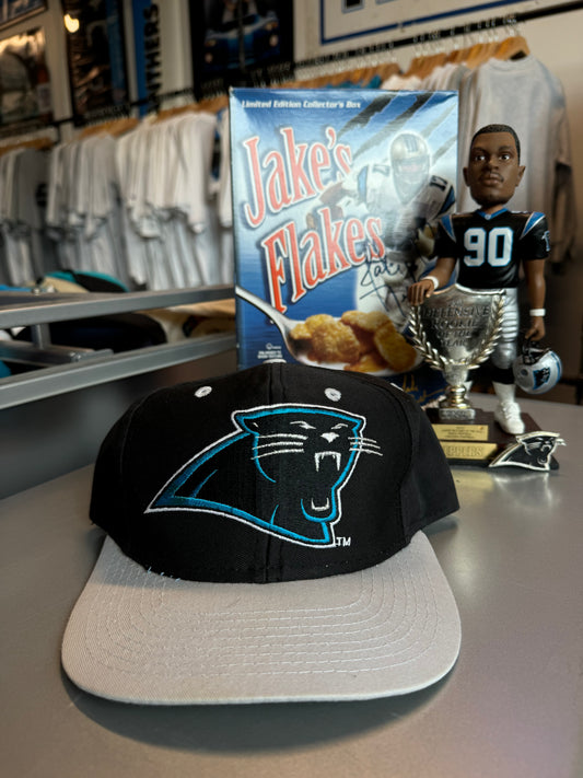 90’s Carolina Panthers Vintage Black Big Logo Spellout NFL Snapback Hat (OSFA)