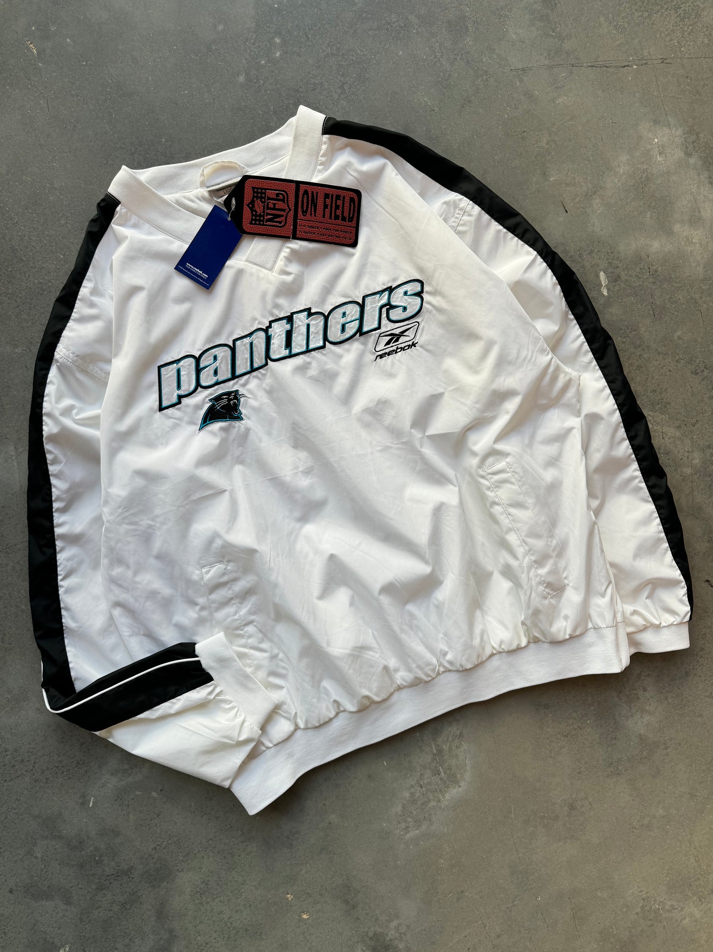 00’s Carolina Panthers Vintage Reebok White Nylon Spellout NFL Pullover - Deadstock (Large)