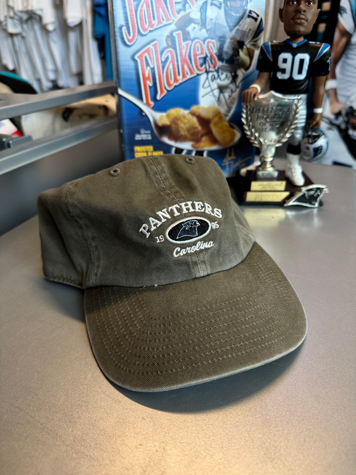 00’s Carolina Panthers Vintage Khaki Oval Logo NFL Strapback Hat (OSFA)
