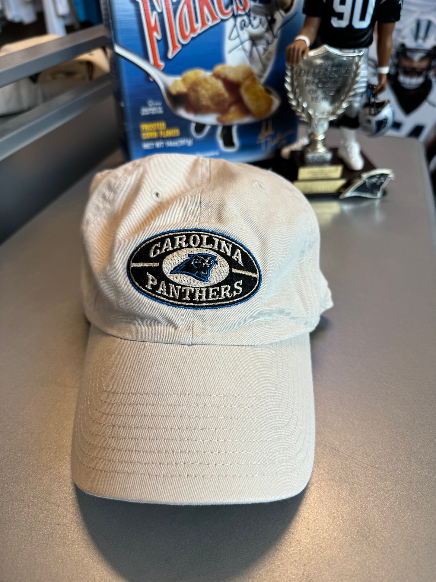 00’s Carolina Panthers Vintage Khaki Reebok Oval Logo NFL Strapback Hat (OSFA)