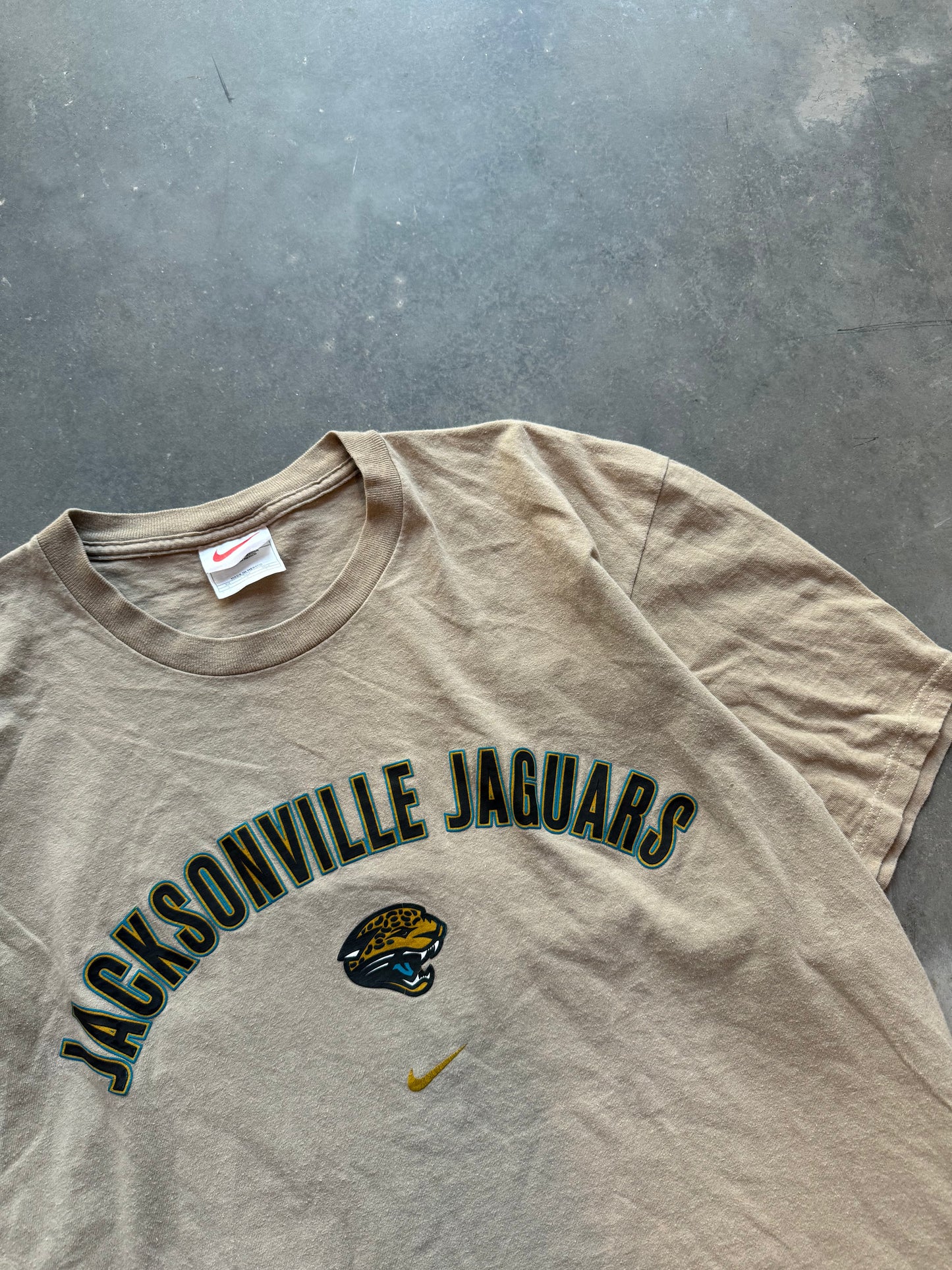 90’s Jacksonville Jaguars Vintage Nike Mini Swoosh Tan NFL Tee (Large)