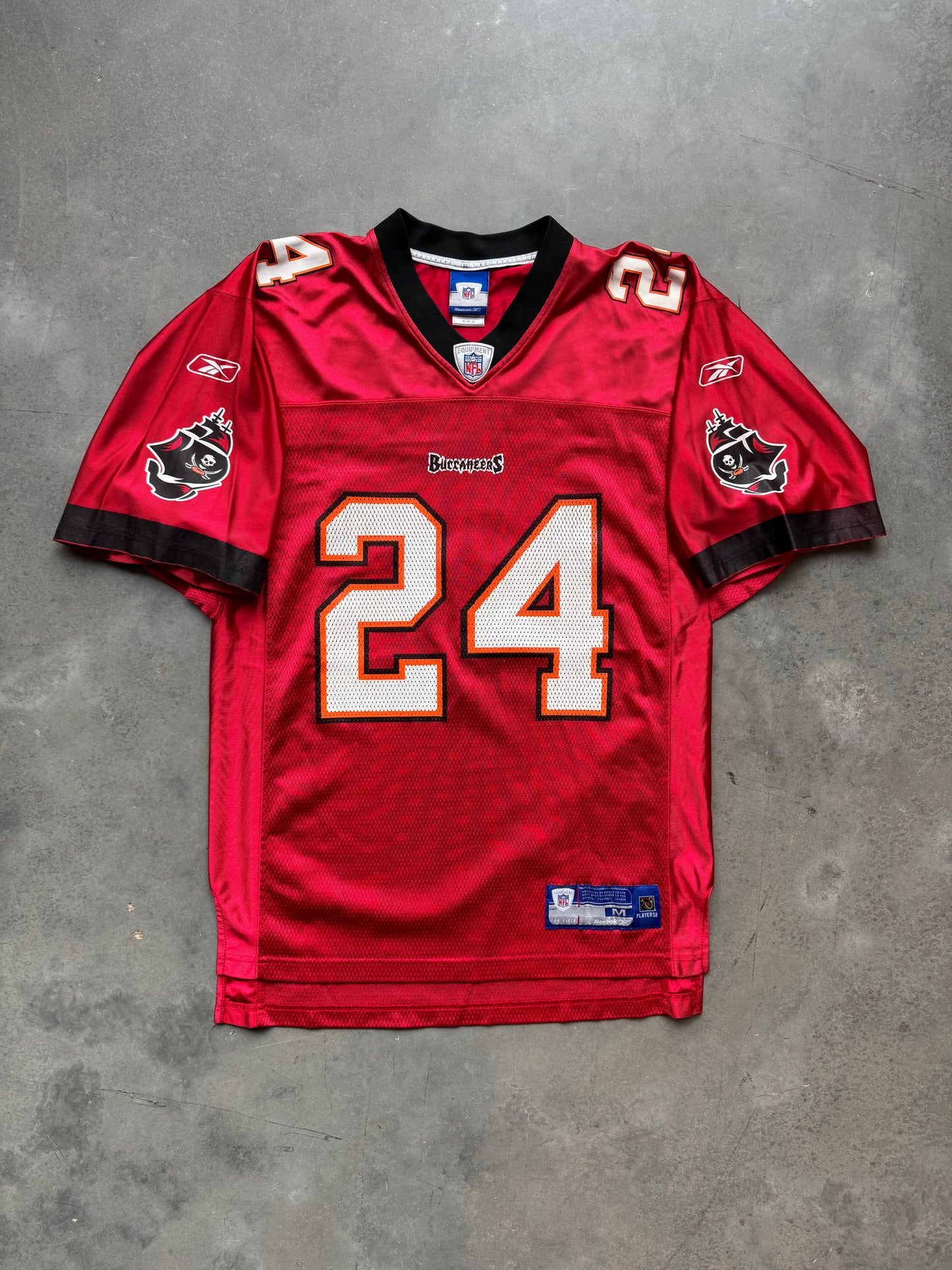 00’s Tampa Bay Buccaneers Cadillac Williams Vintage Red Reebok NFL Jersey (Medium)