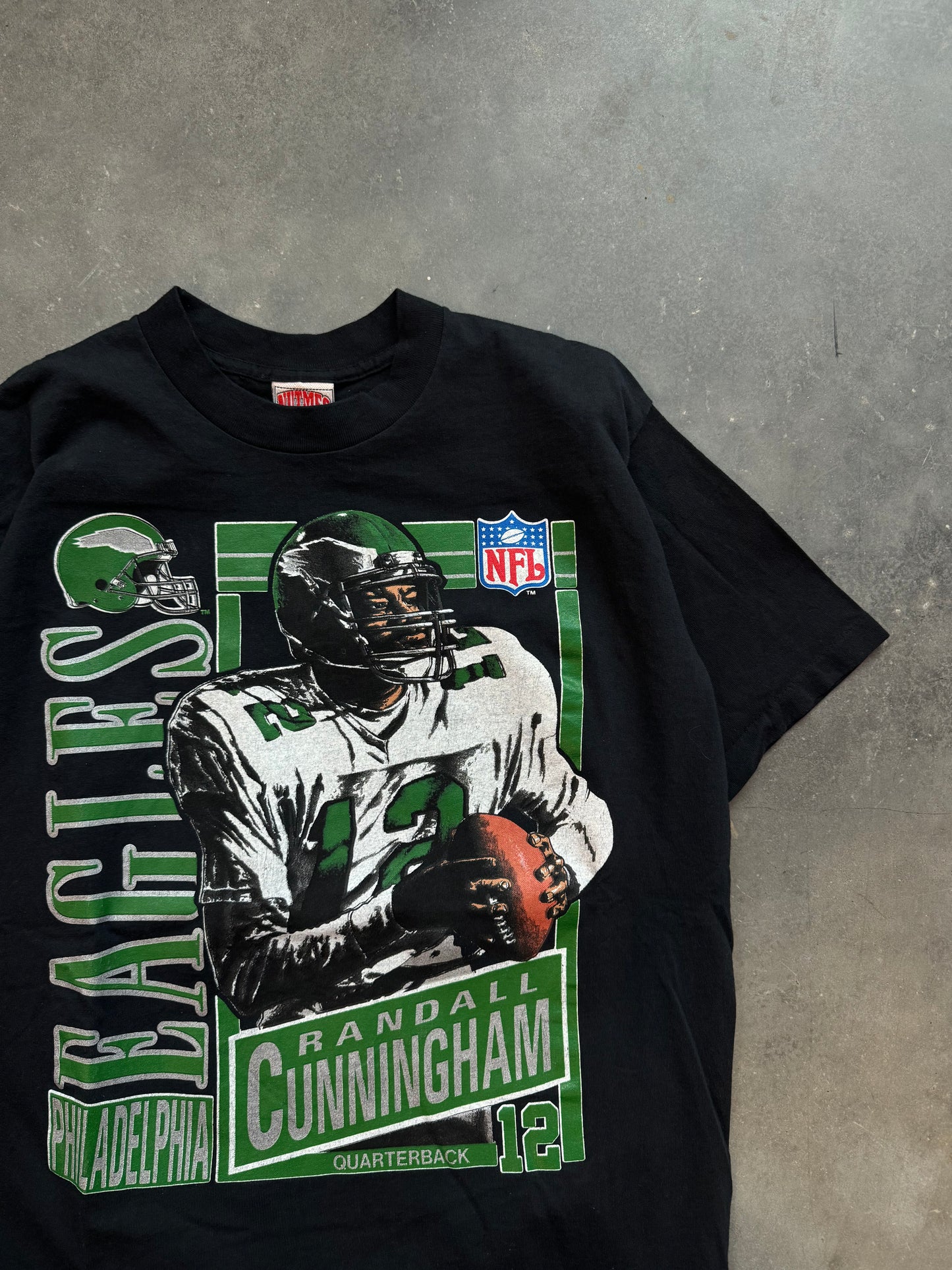 1990 Philadelphia Eagles Randall Cunningham Vintage Nutmeg Mills Kelly Green Player Card NFL Tee (Large)