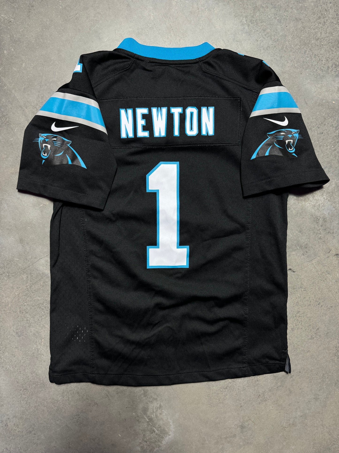 2010’s Carolina Panthers Cam Newton Black NFL Jersey (Youth Medium)