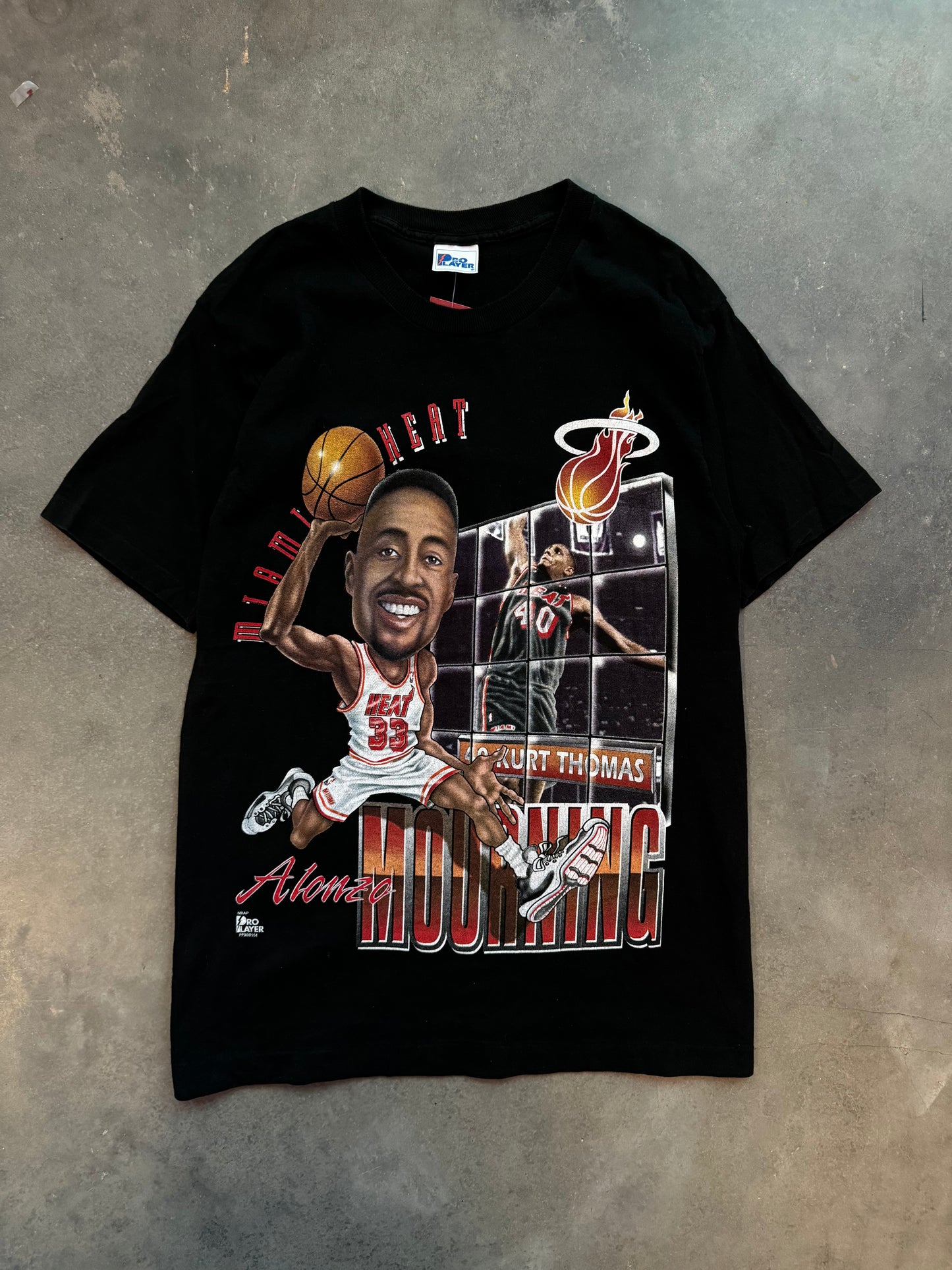 90’s Miami Heat Alonzo Mourning Kurt Thomas Vintage Pro Player NBA Caricature Tee (Large)