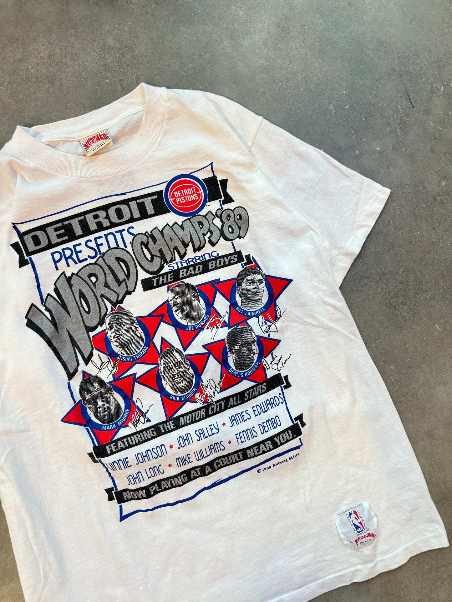 1989 Detroit Pistons Vintage Nutmeg Mills World Champions Starring The Bad Boys Movie Poster Style Tee (Large)