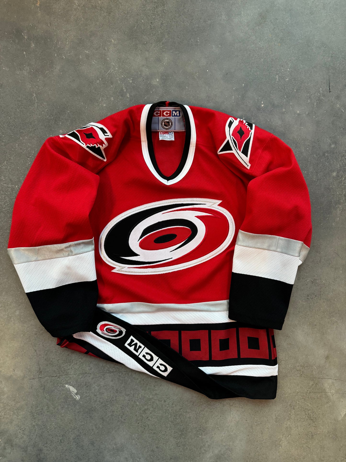 90’s Carolina Hurricanes Vintage CCM Red NHL Hockey Jersey (Youth L/XL)