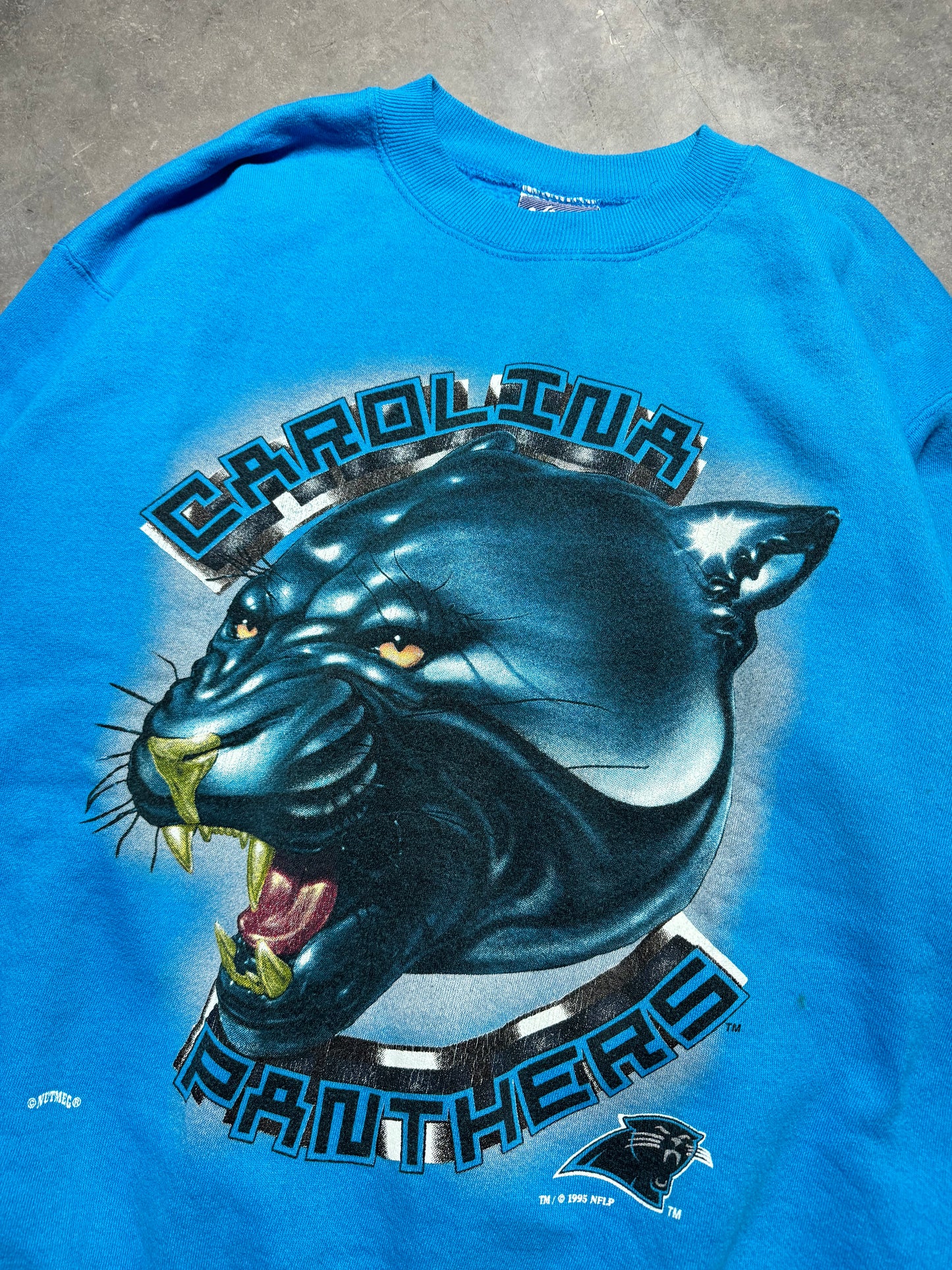 1995 Carolina Panthers Vintage Electric Blue Nutmeg Mills Chrome Style Big Face Cat NFL Crewneck (XL)