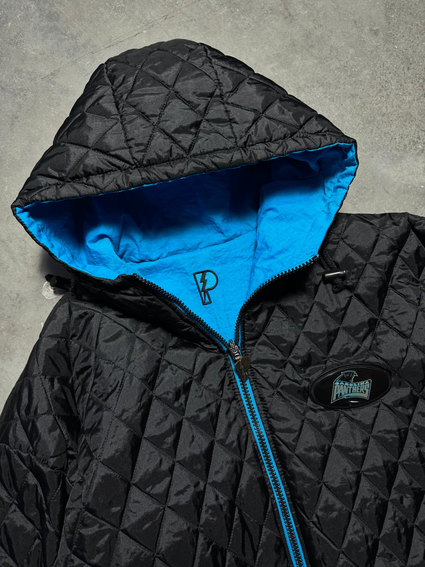 90’s Carolina Panthers Vintage Reversible Pro Player Quilted NFL Puffer Jacket (Large)