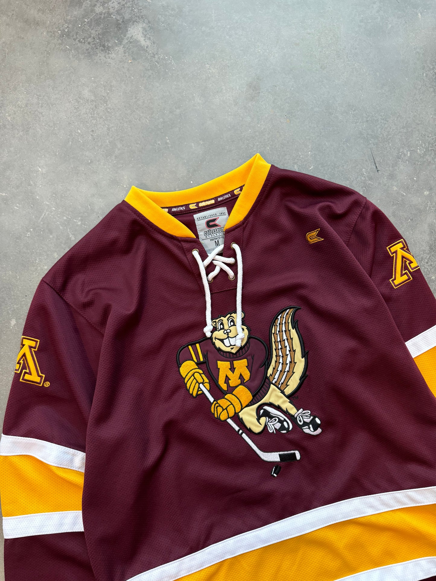 00’s Minnesota Gophers Coliseum Brand Hockey Jersey (Youth Large)