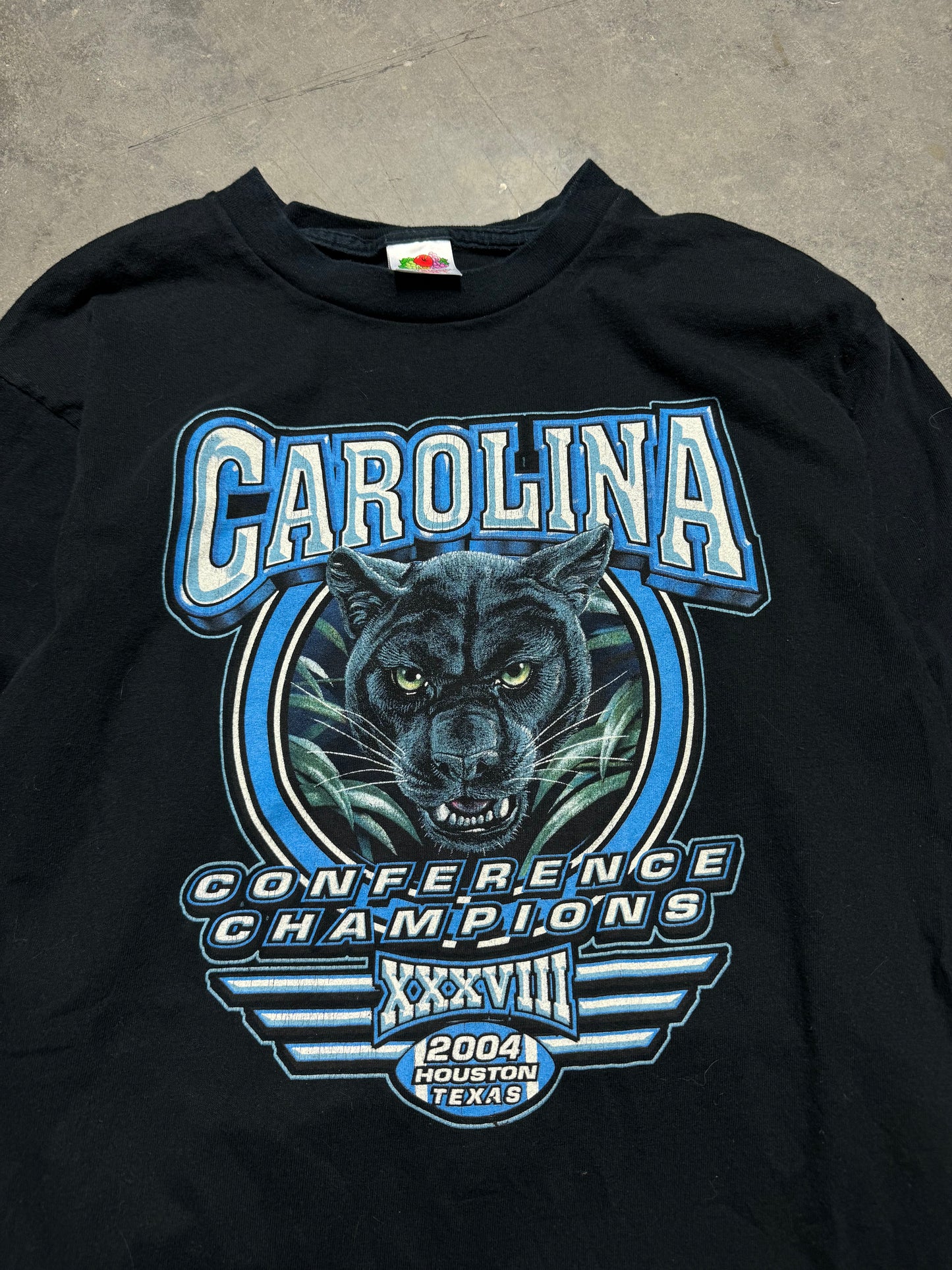 2004 Carolina Panthers Vintage NFC Conference Champions Realistic Cat Face NFL Longsleeve Tee (Medium)