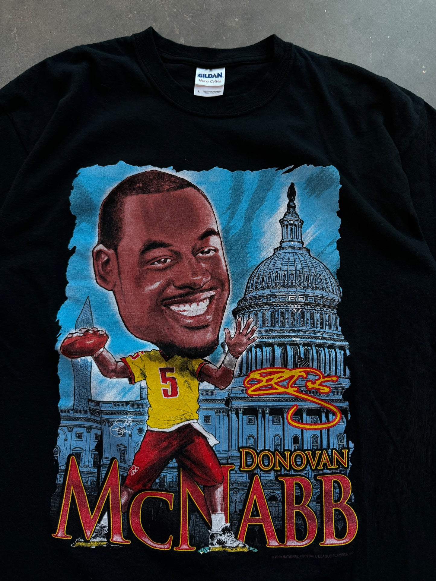 2010 Washington Redskins Donovan McNabb Vintage Big Head Caricature NFL Tee (Large)