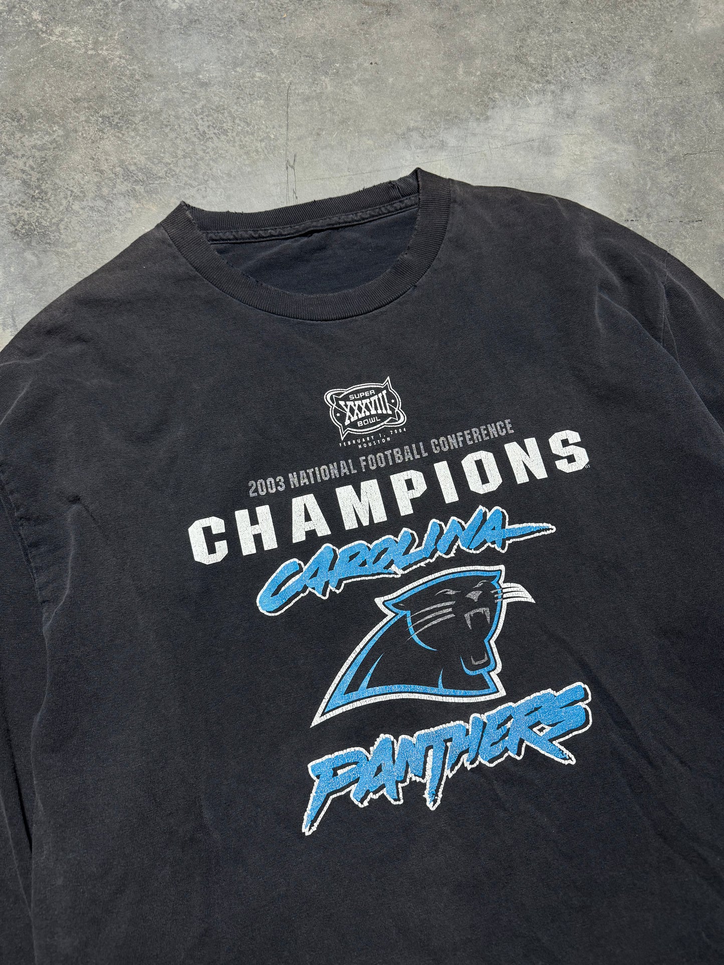 2003 Carolina Panthers NFC Champions Vintage Faded Super Bowl XXXVIII Longsleeve NFL Tee (Large)