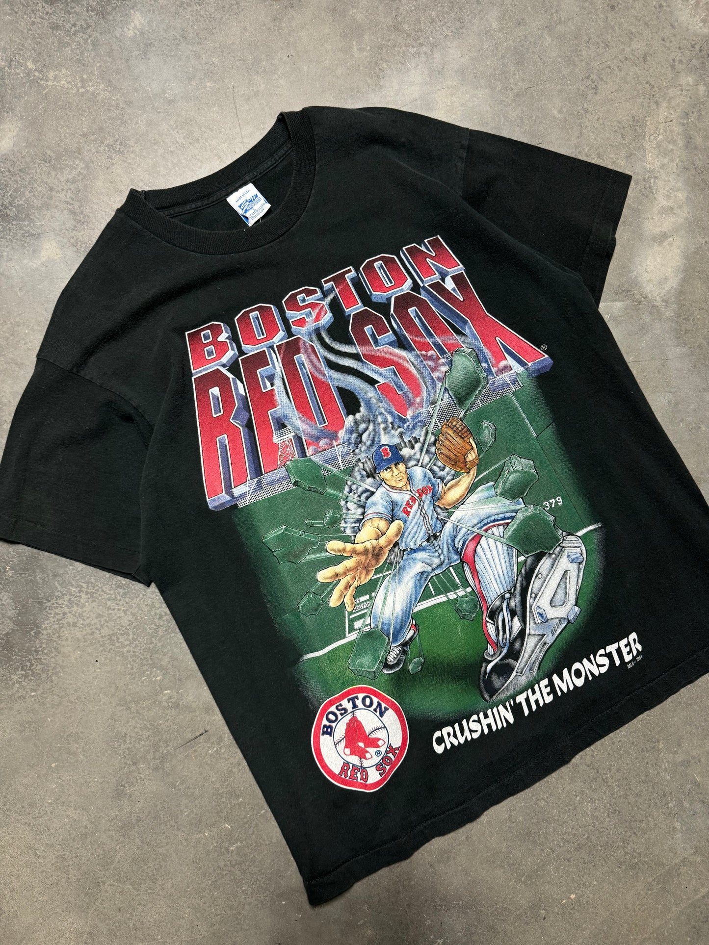 1994 Boston Red Sox Vintage Salem Sportswear “Crushin’ The Monster” MLB Caricature Tee (Large)