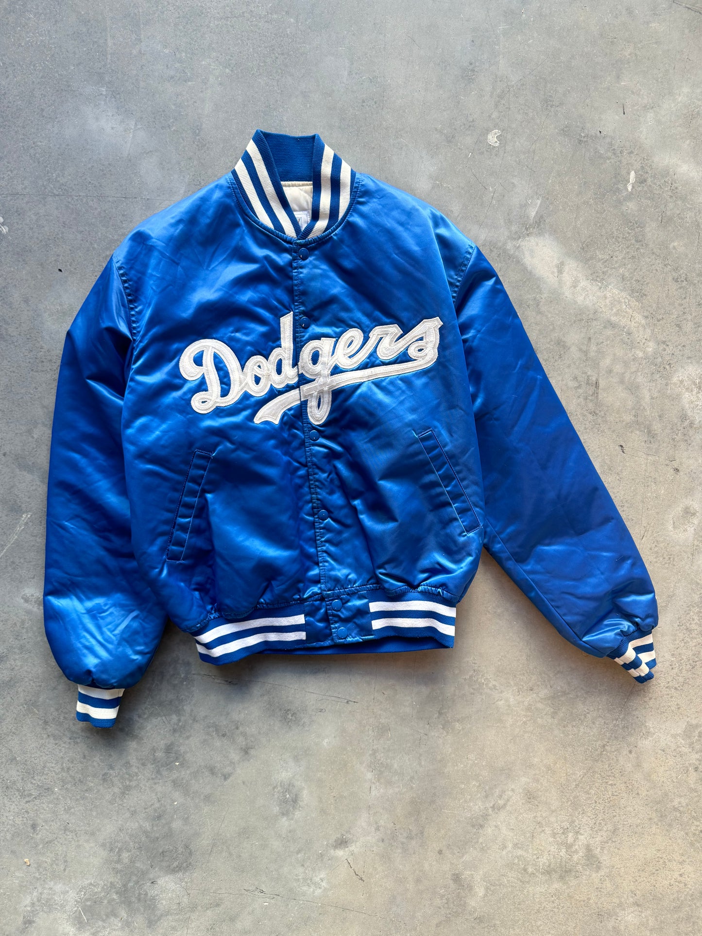 90’s Los Angeles Dodgers Vintage Starter MLB Script Spellout Satin Jacket (XL)