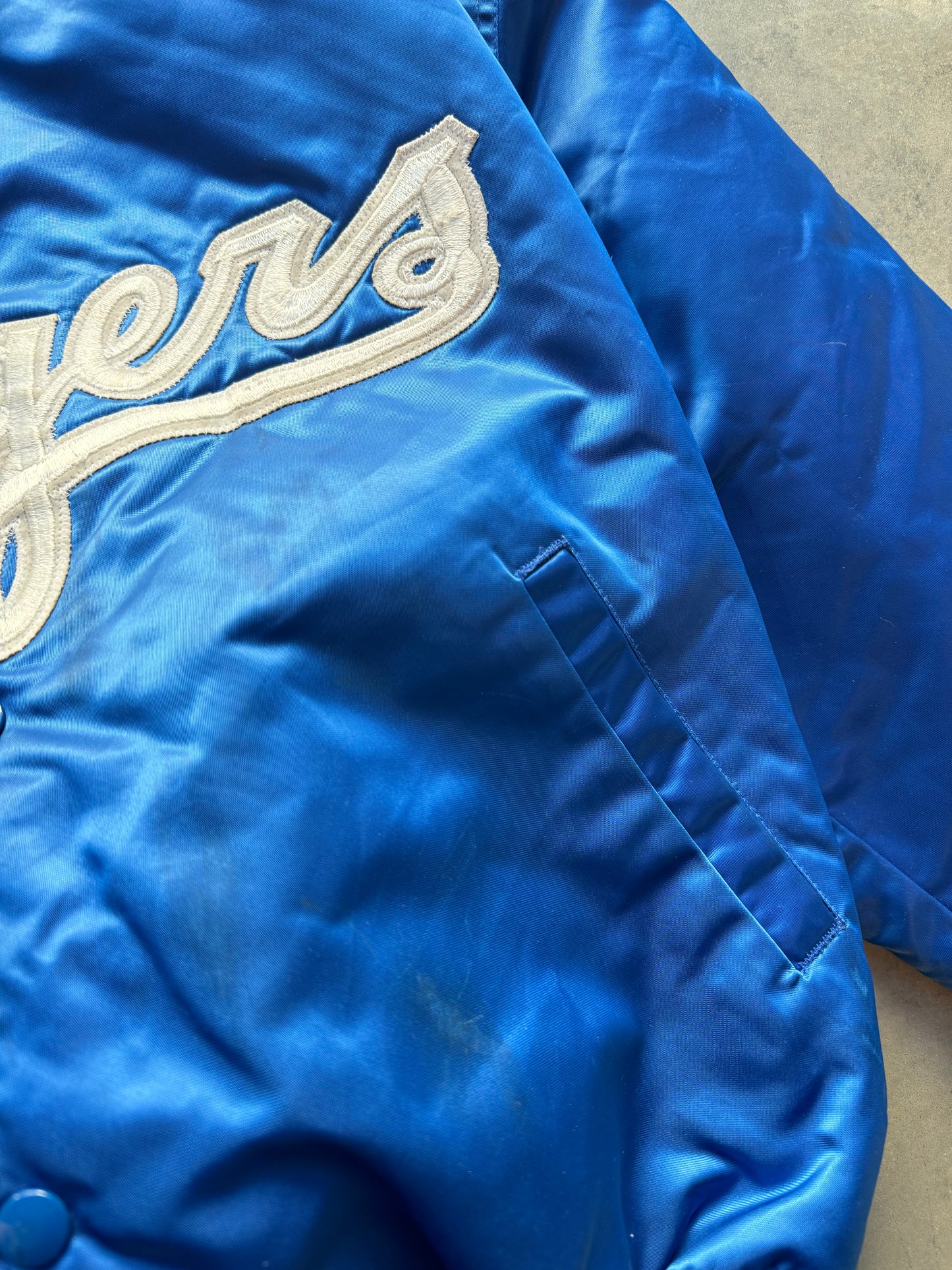 90’s Los Angeles Dodgers Vintage Starter MLB Script Spellout Satin Jacket (XL)