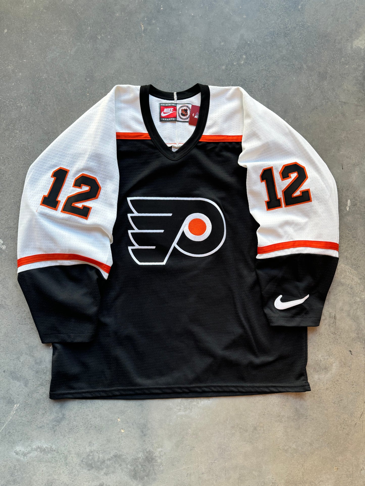 90’s Philadelphia Flyers Simon Gagné Vintage Nike Signed NHL Hockey Jersey (Large)