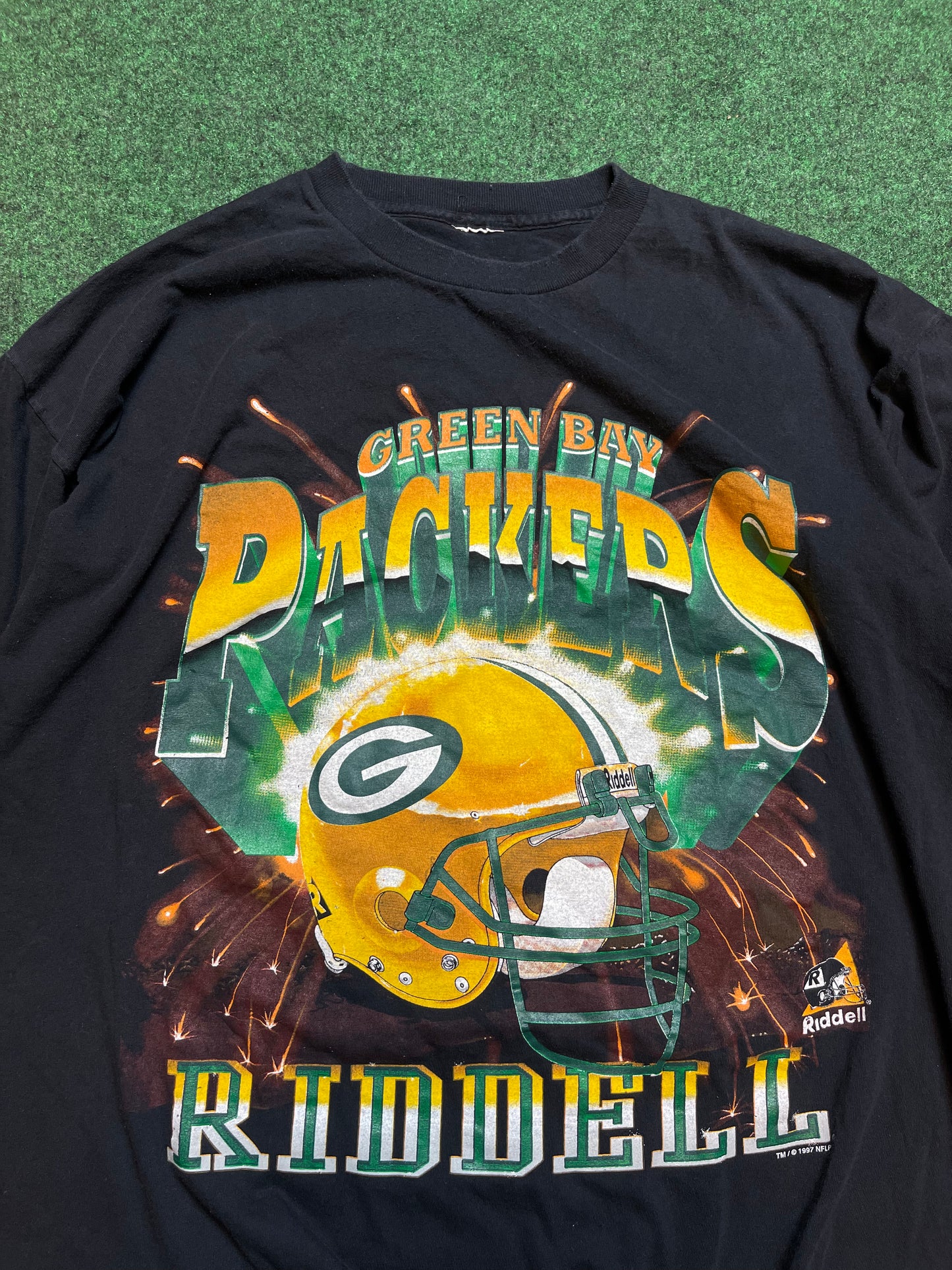 1997 Green Bay Packers Vintage Riddell Explosion NFL Helmet Tee (Large)