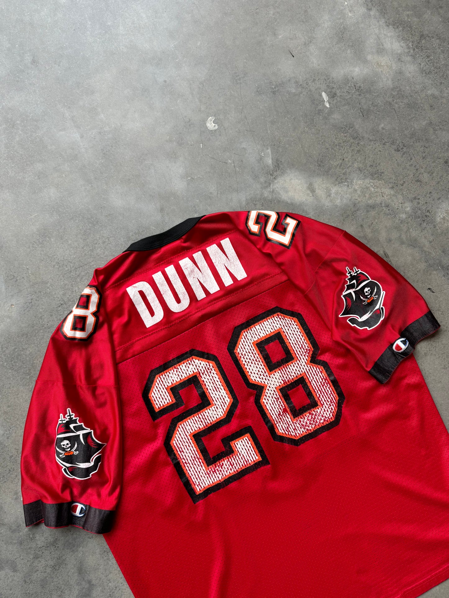 90’s Tampa Bay Buccaneers Warrick Dunn Vintage Champion NFL Jersey (48/XL)