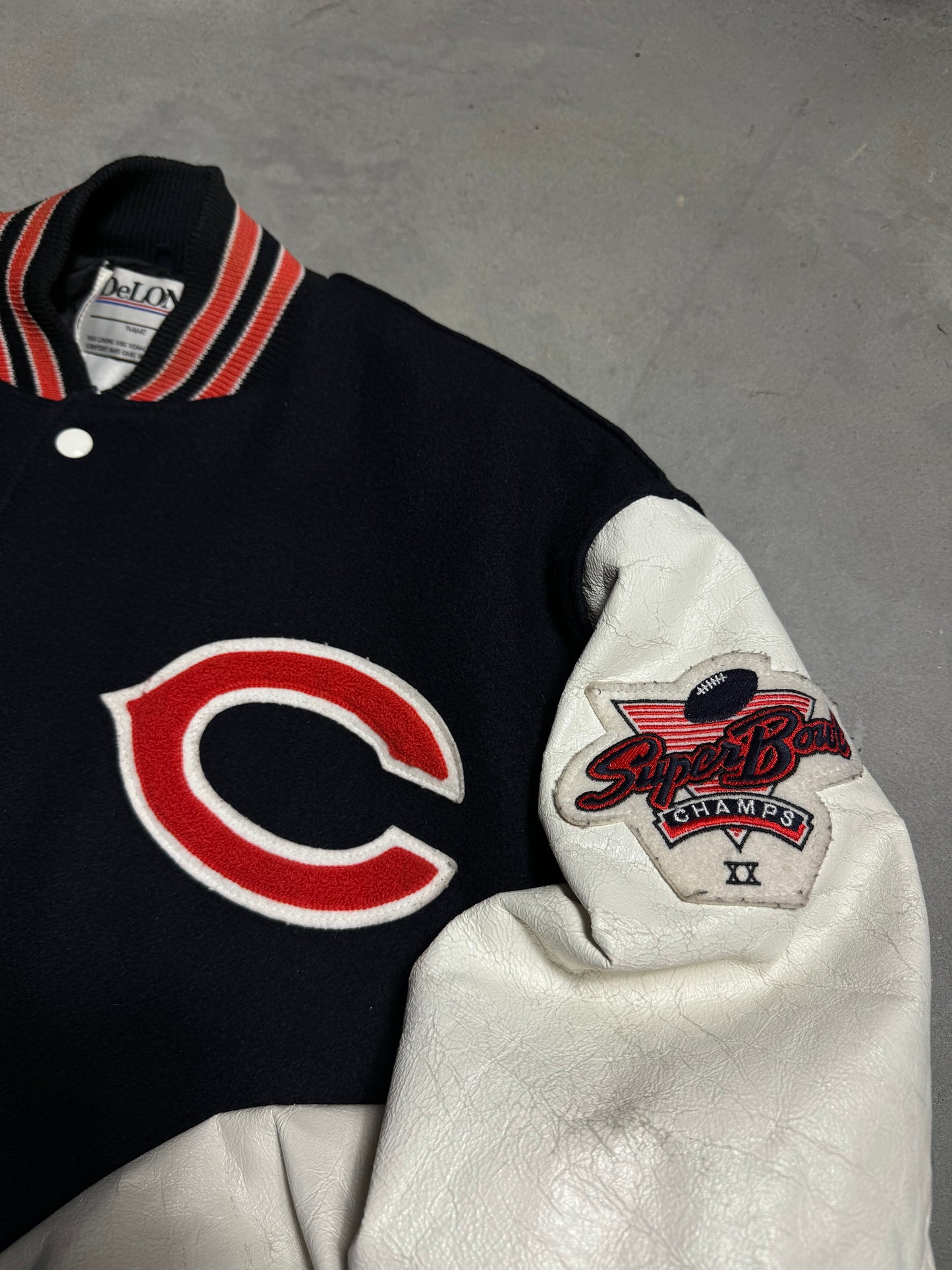 1986 Chicago Bears Vintage DeLong Wool Leather Navy Super Bowl XX Champions NFL Varsity Jacket (Large)